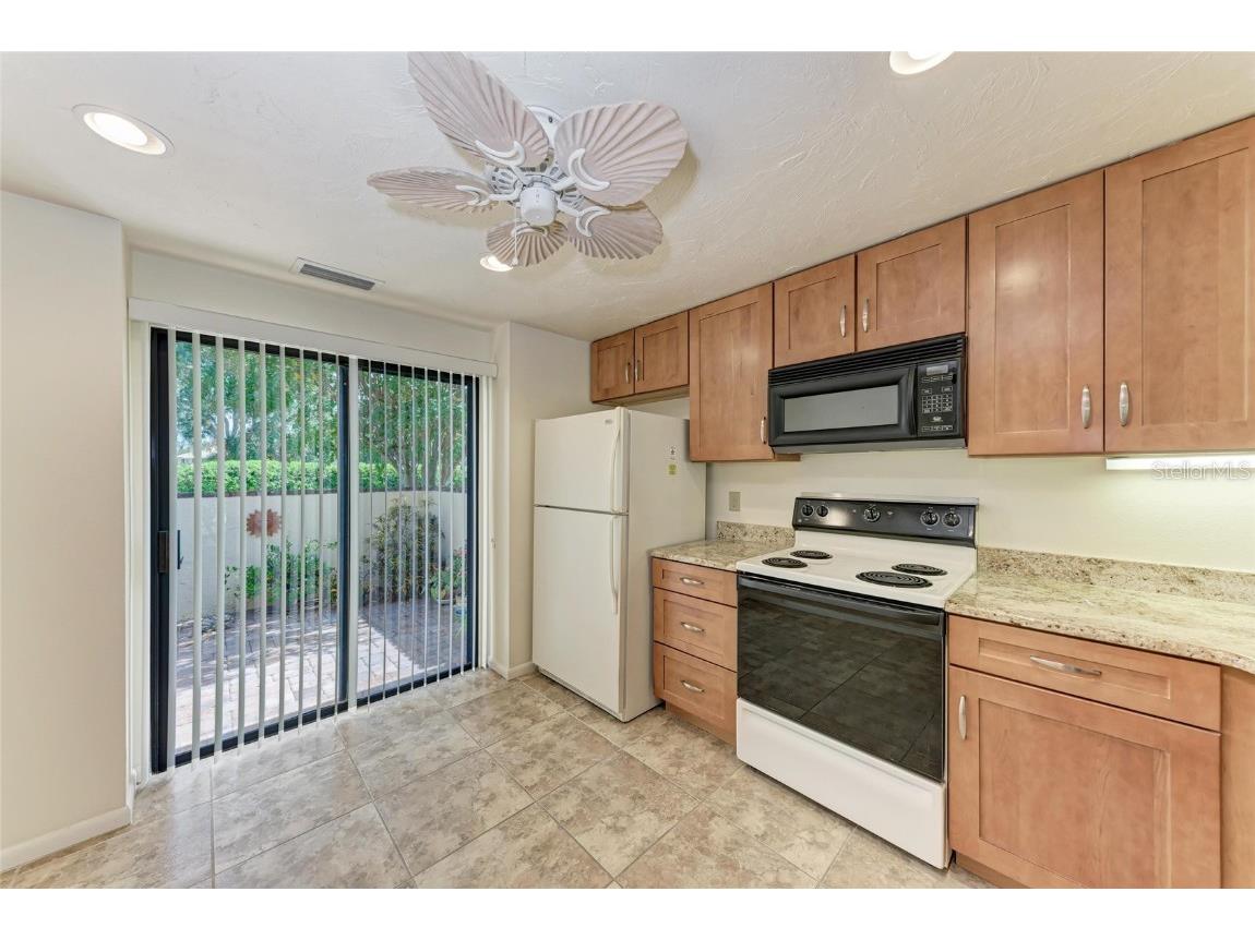 5362 Huntingwood Court #16 Sarasota FL 34235 A4665069 image13