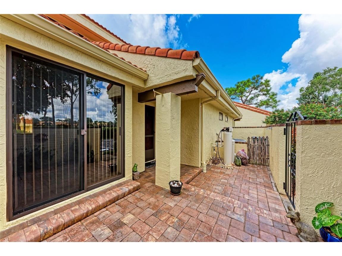 5362 Huntingwood Court #16 Sarasota FL 34235 A4665069 image4