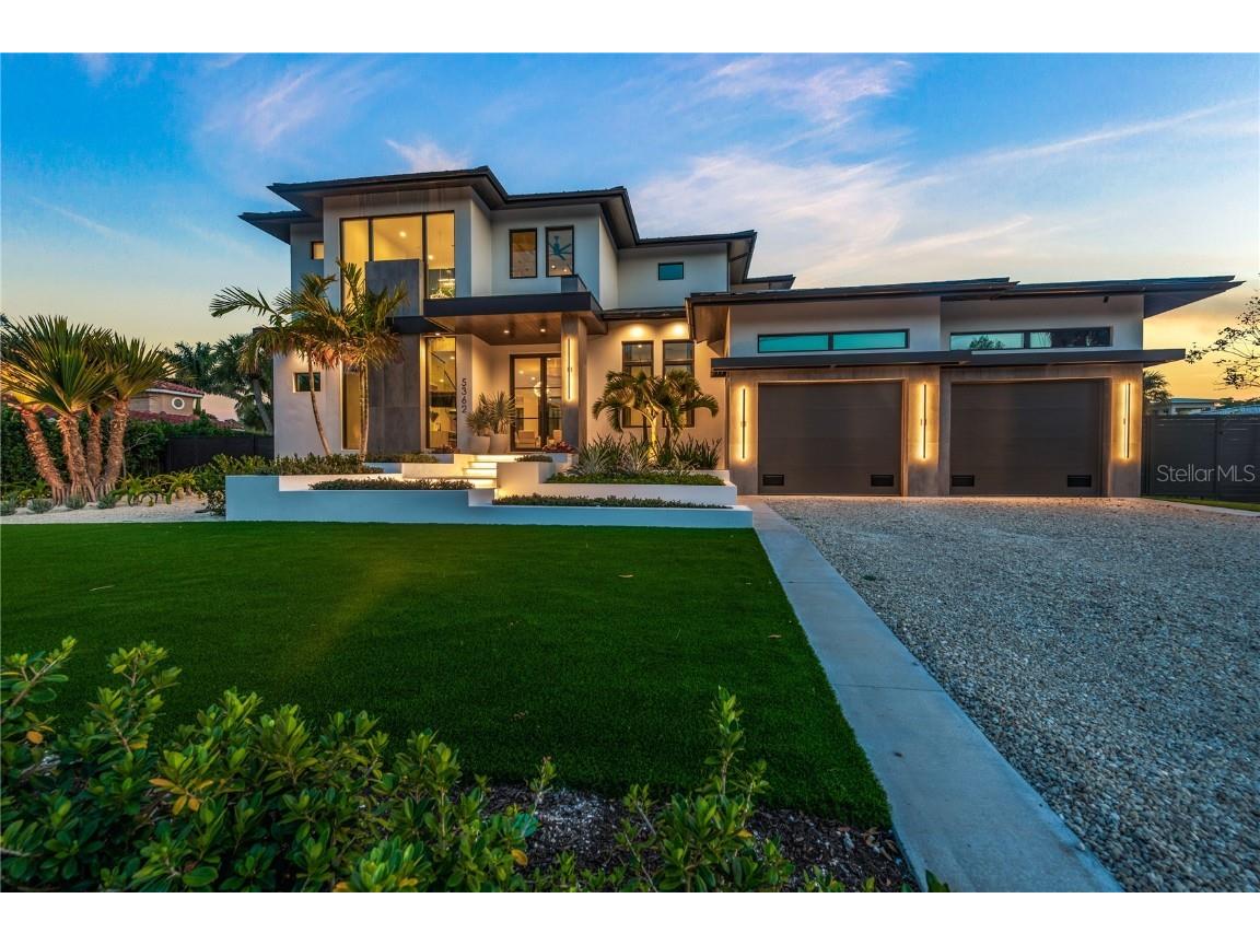 5362 Shadow Lawn Drive Sarasota FL 34242 - GRAND CANAL A4667008 image2
