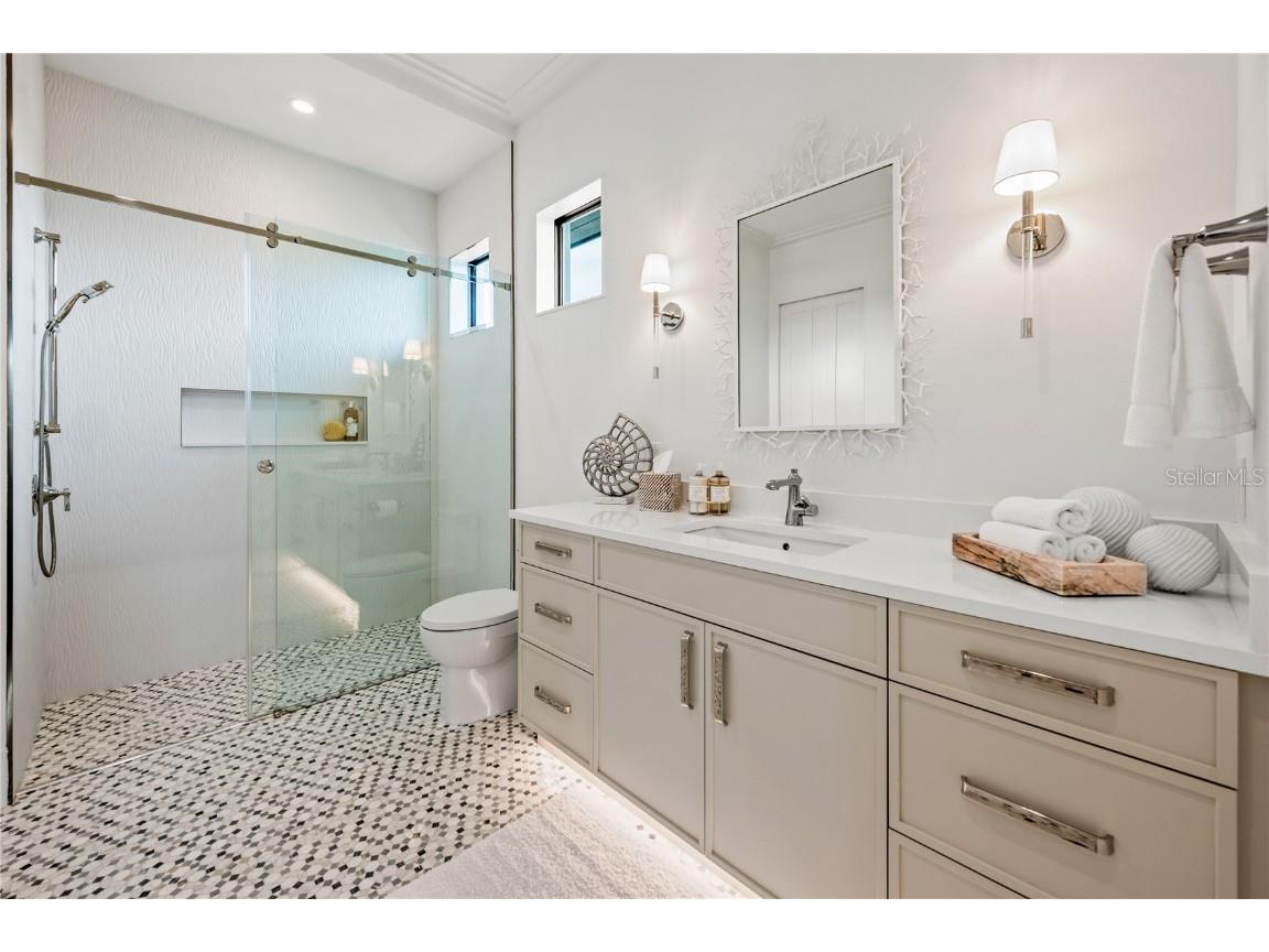 5362 Shadow Lawn Drive Sarasota FL 34242 - GRAND CANAL A4667008 image49