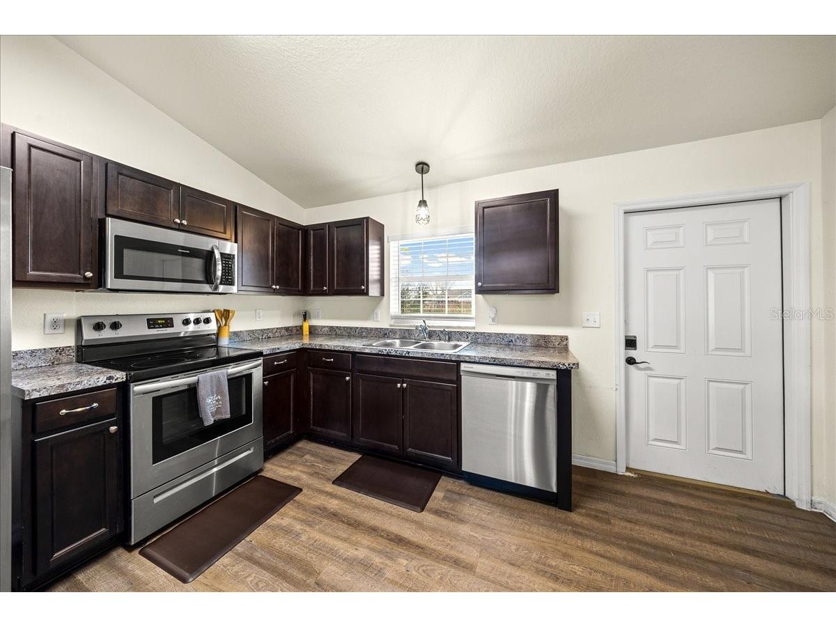 5364 NW 2nd Place Ocala FL 34482 OM720330 image9