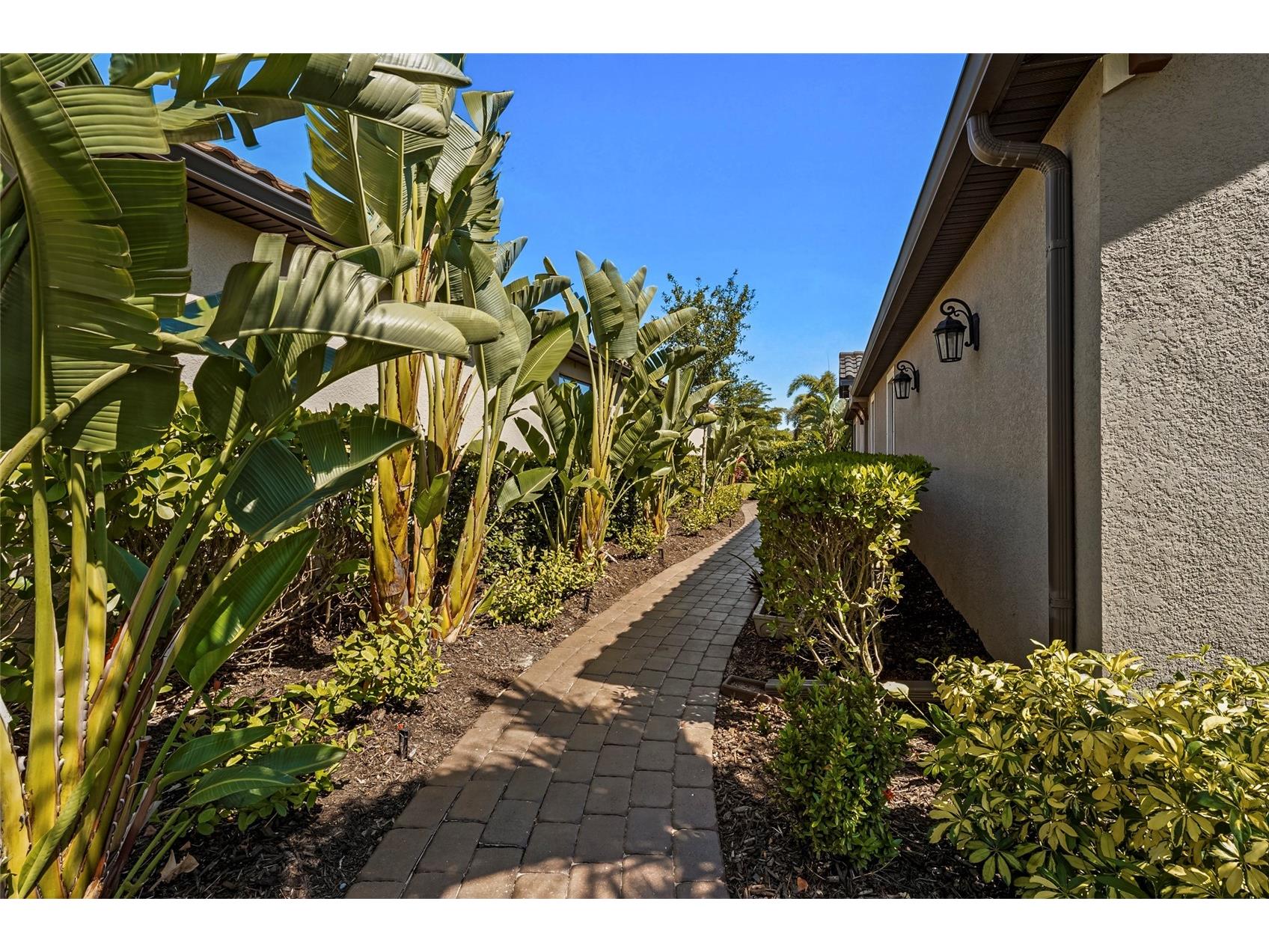 5365 Bartolomeo Street Sarasota FL 34238 A4696542 image3
