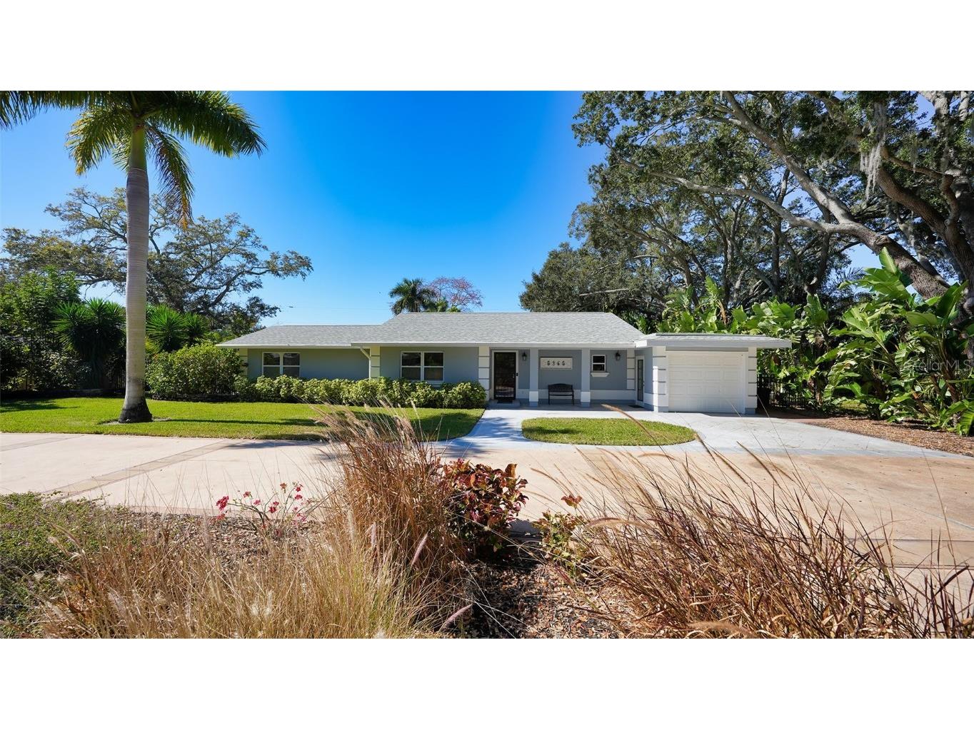5365 Winchester Drive Sarasota FL 34234 A4525012 image1