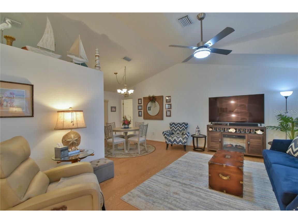 5366 NW 21st Loop Ocala FL 34482 OM706994 image3