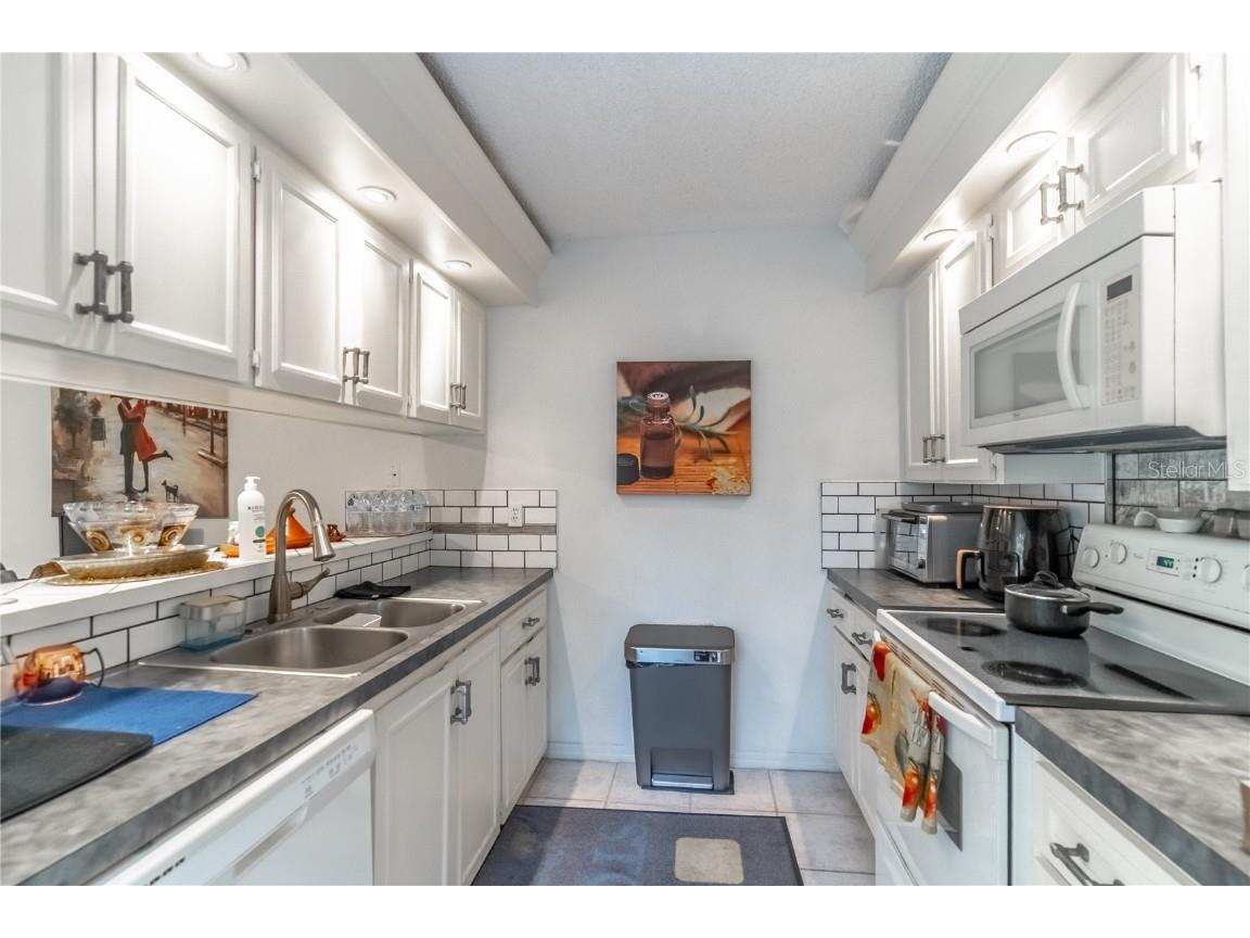 5368 Elm Court #354 Orlando FL 32811 O6274008 image8