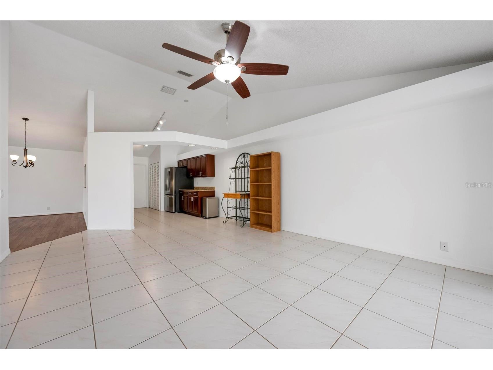 5368 Kelly Drive #17 Sarasota FL 34233 A4695569 image13