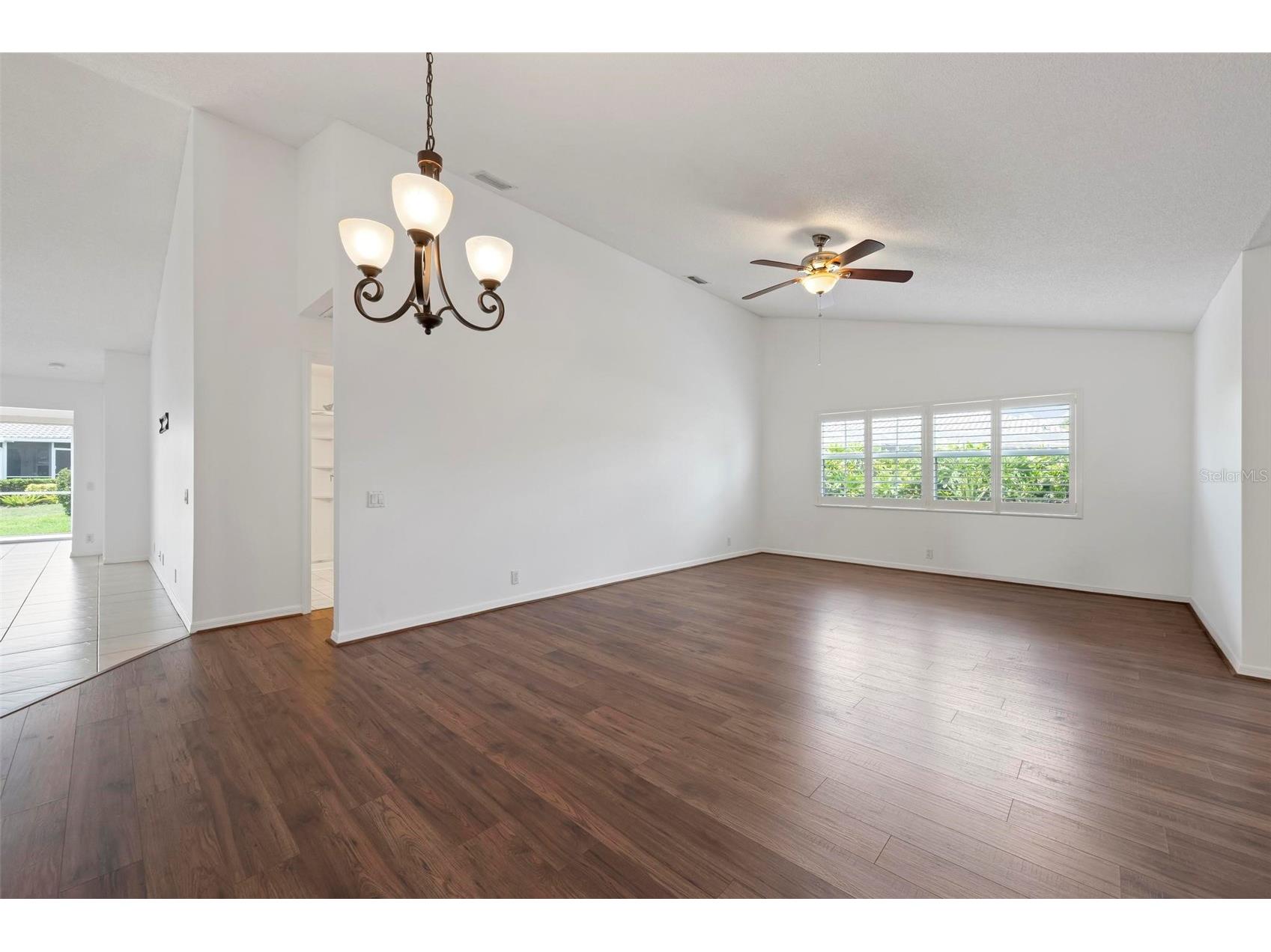 5368 Kelly Drive #17 Sarasota FL 34233 A4695569 image3