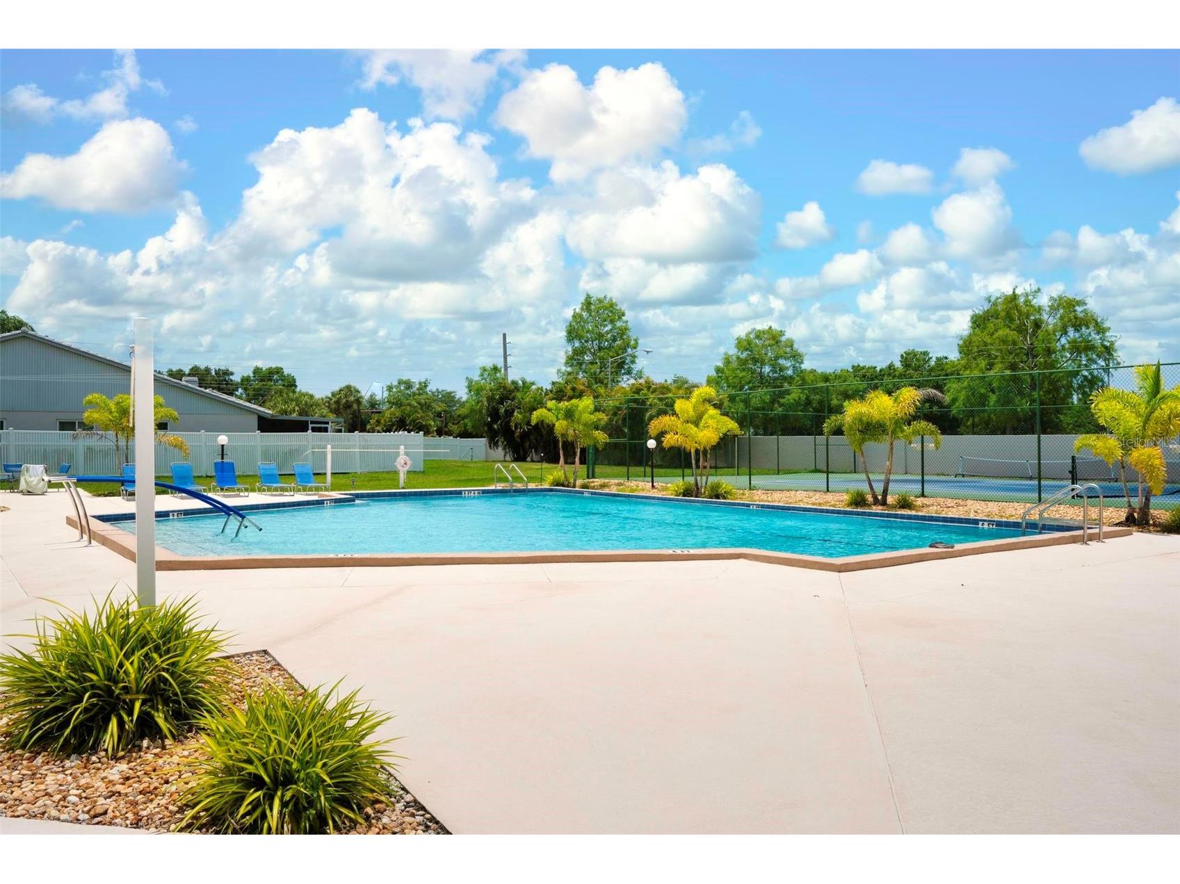 5368 Kelly Drive #17 Sarasota FL 34233 A4695569 image32