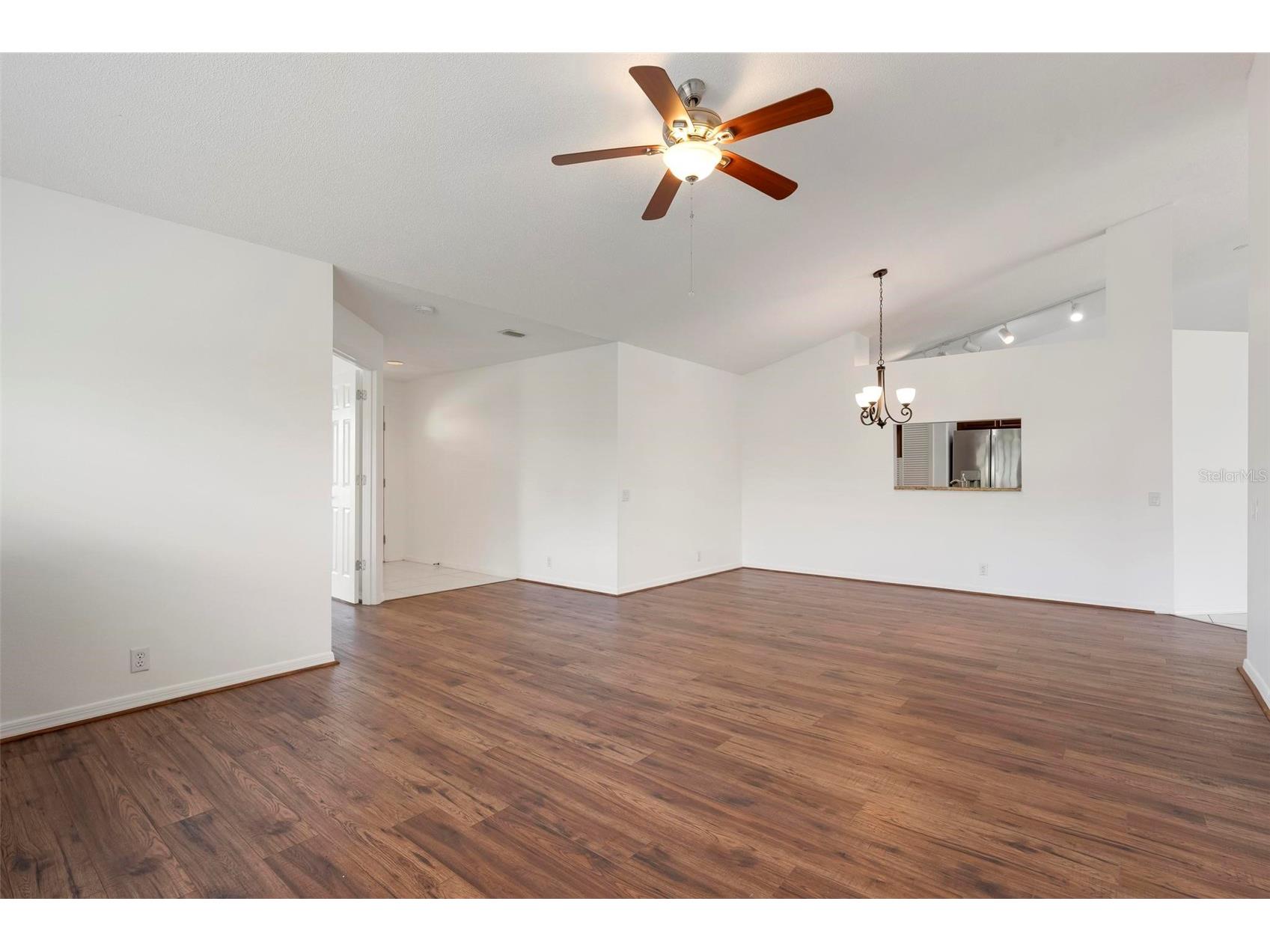 5368 Kelly Drive #17 Sarasota FL 34233 A4695569 image5