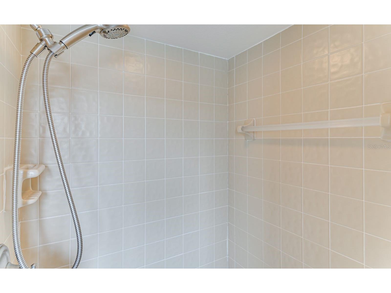 5369 Lake Arrowhead Trail #17A Sarasota FL 34231 A4689393 image24