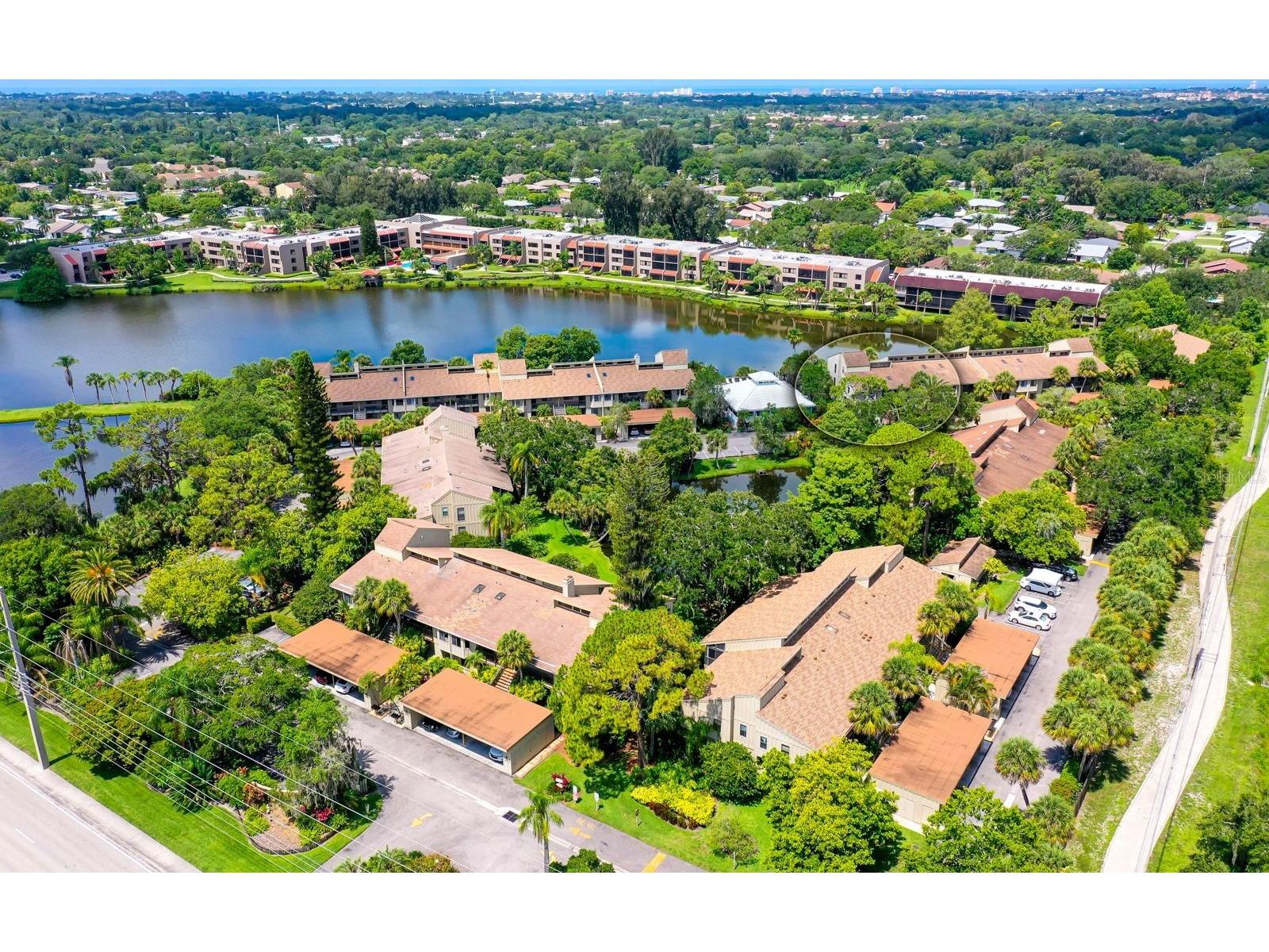5369 Lake Arrowhead Trail #17A Sarasota FL 34231 A4689393 image4