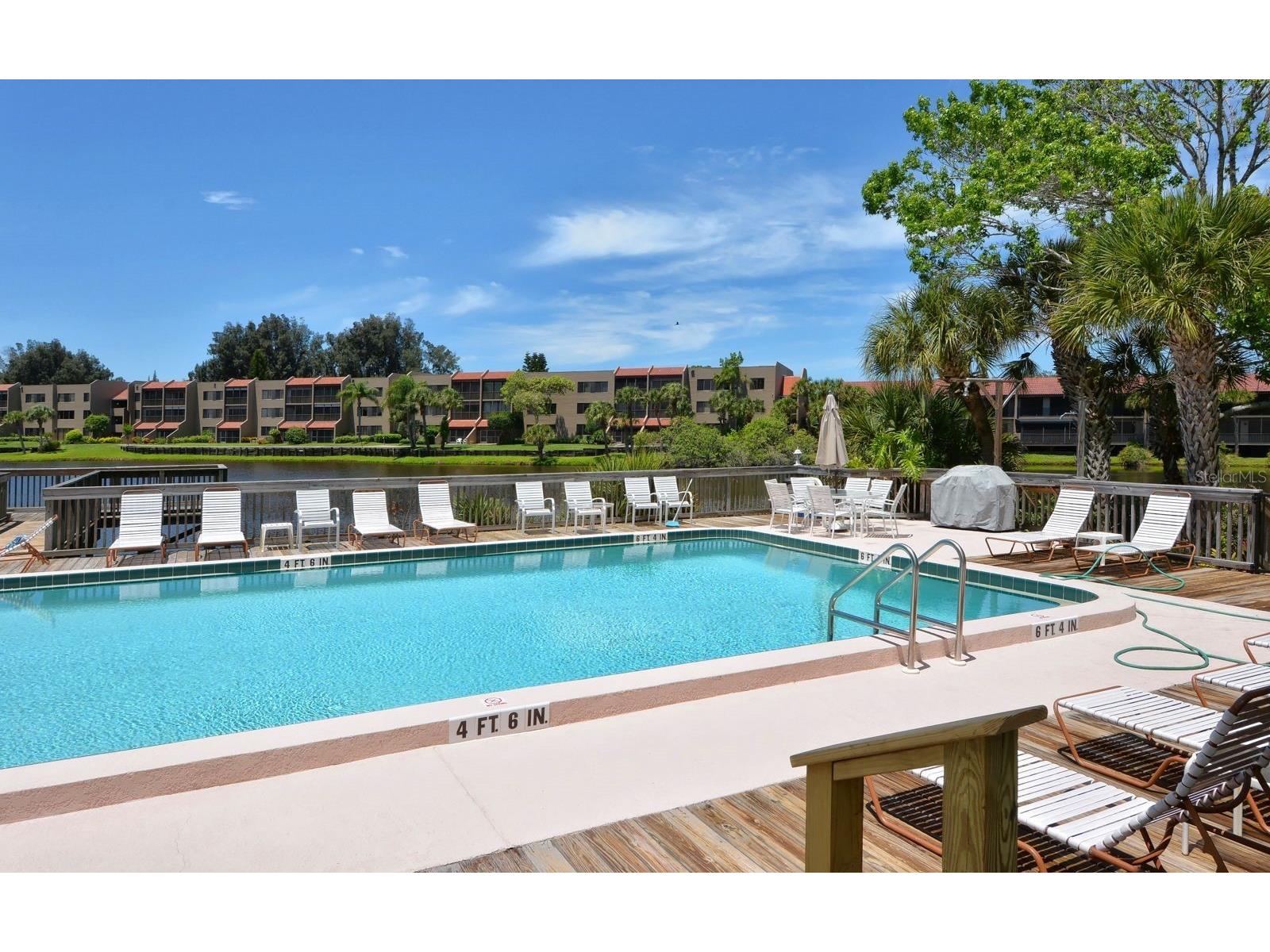 5369 Lake Arrowhead Trail #17A Sarasota FL 34231 A4689393 image6