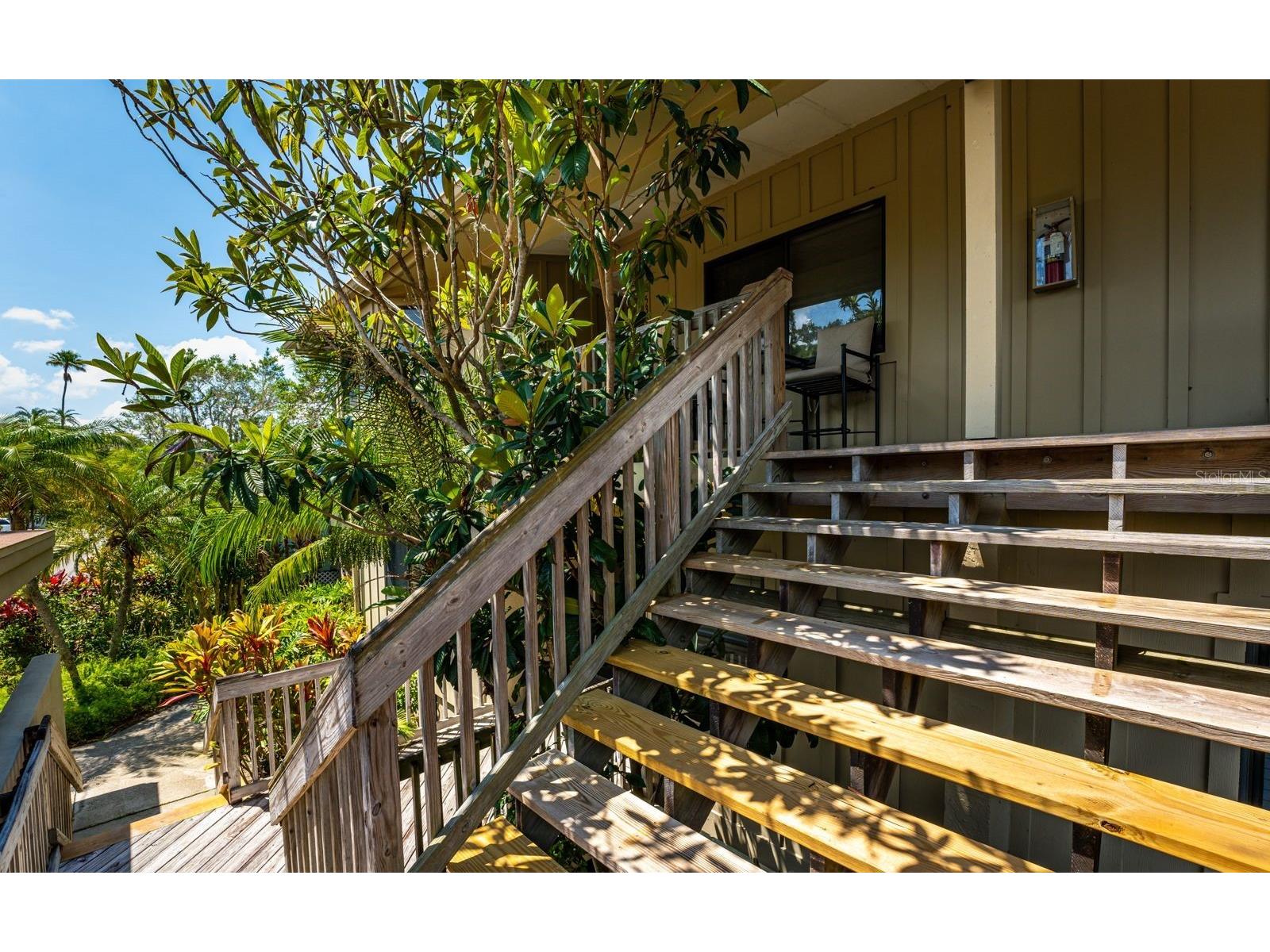 5369 Lake Arrowhead Trail #17A Sarasota FL 34231 A4689393 image9
