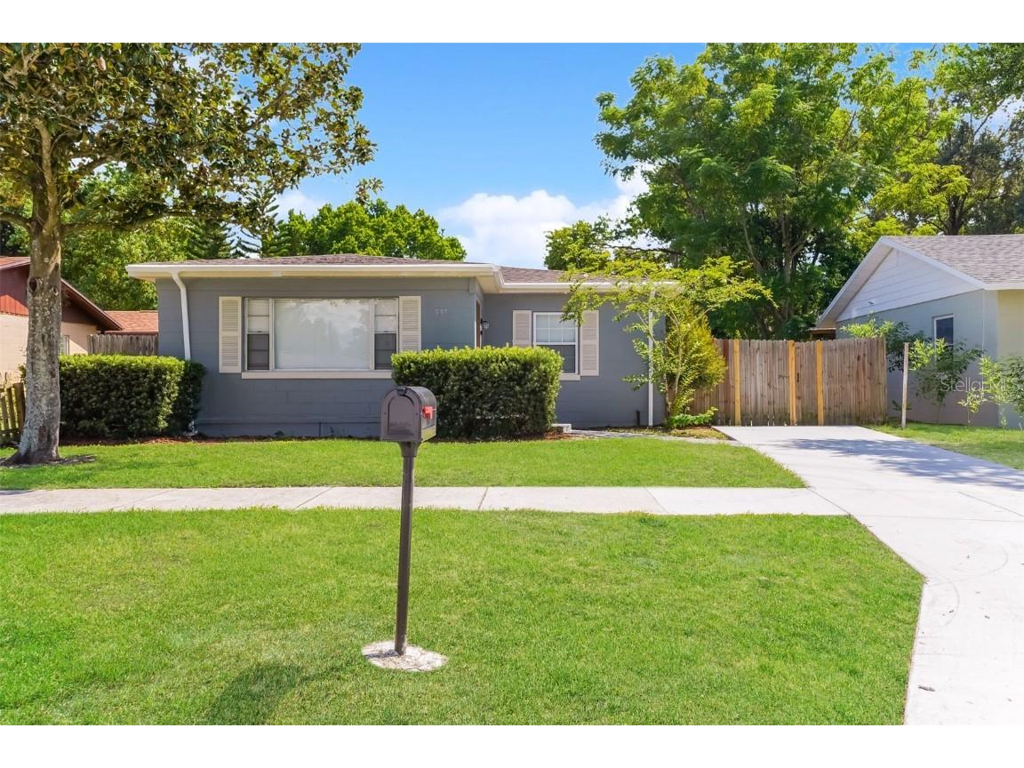 537 E Desoto Street Clermont FL 34711 O6085589 image1