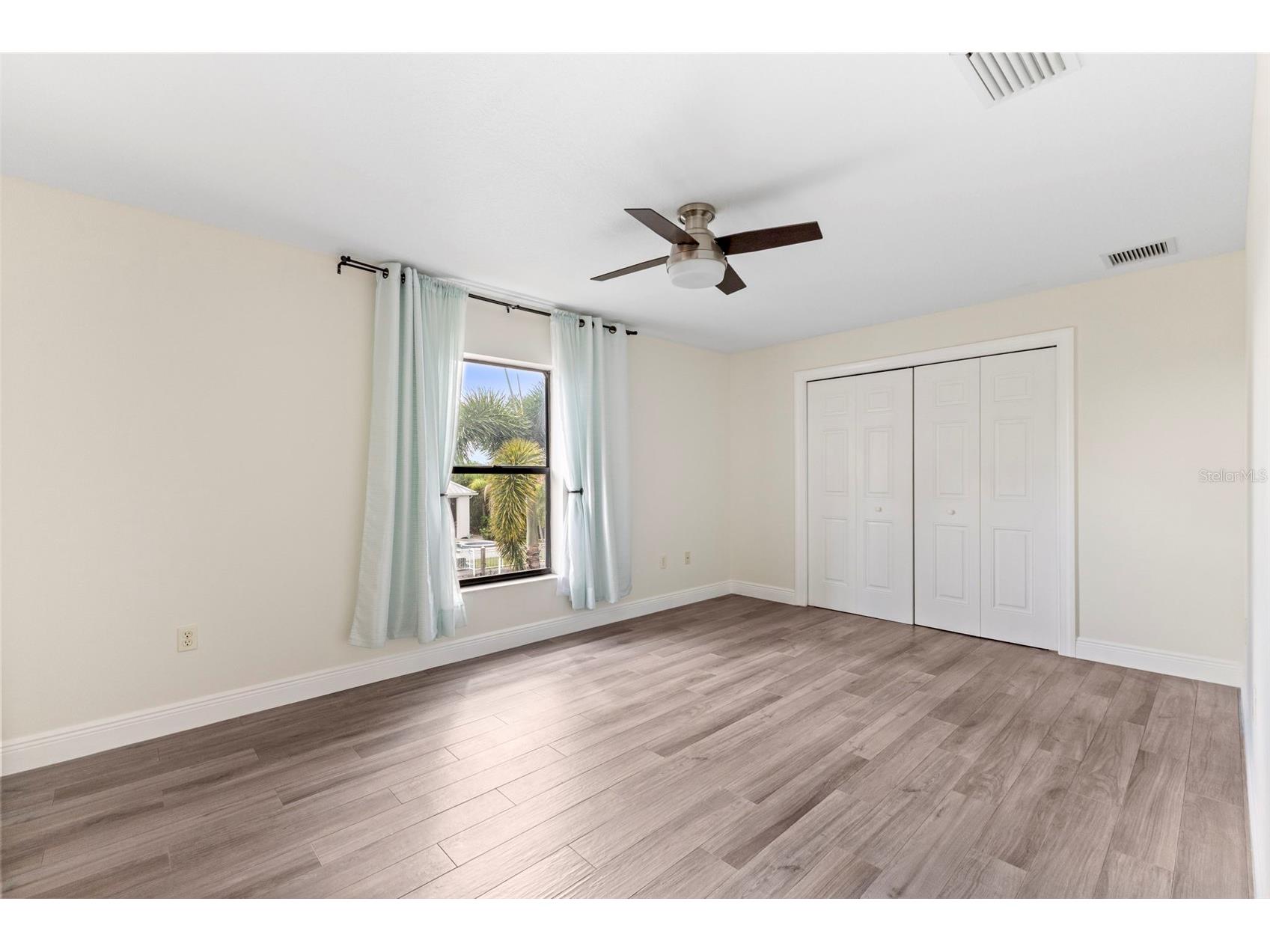 537 Fore Drive Bradenton FL 34208 A4639804 image49