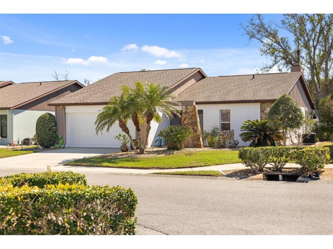 537 Foxwood Boulevard Englewood FL 34223 N6137245 image1