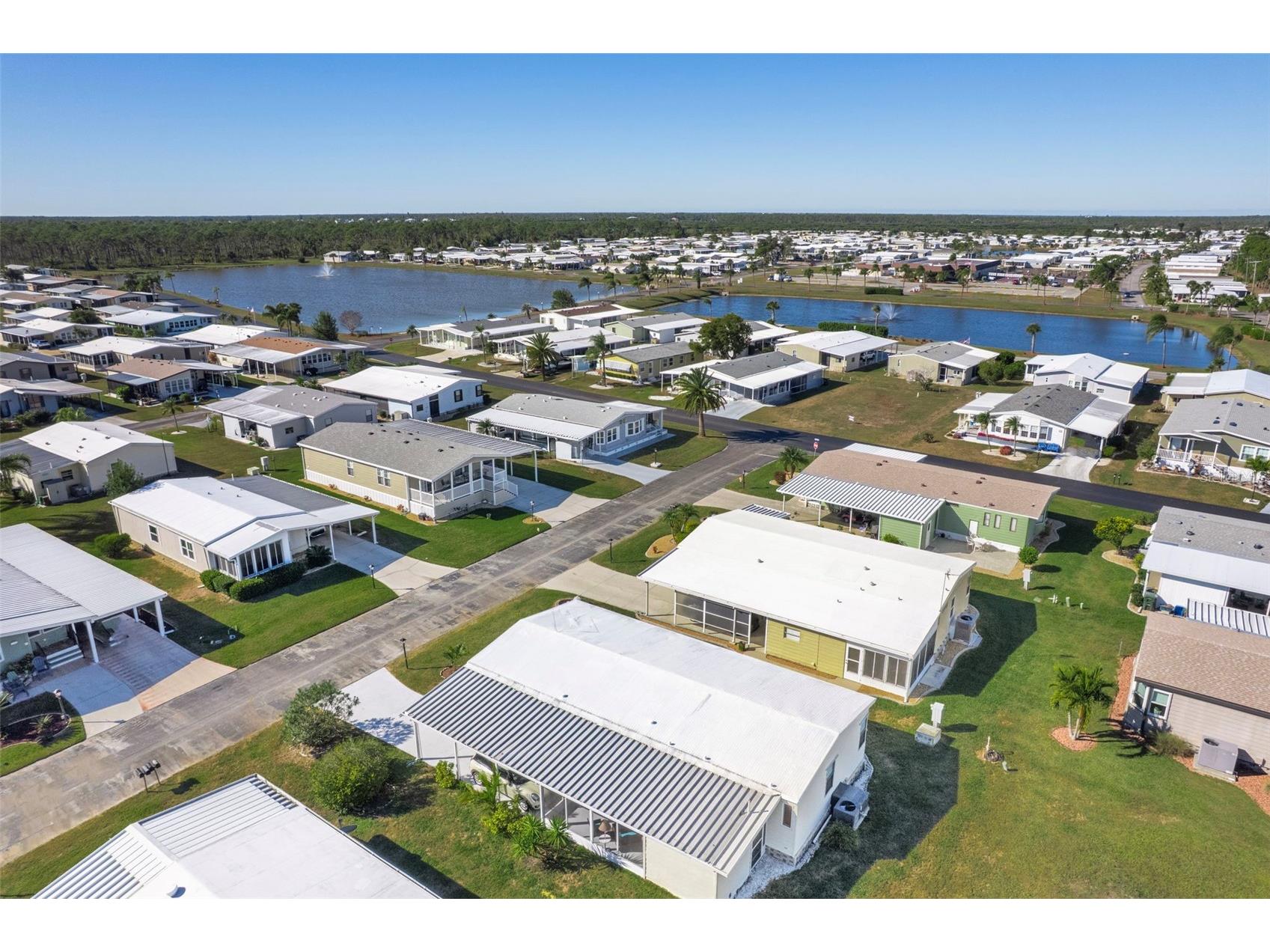 537 La Playa Circle North Port FL 34287 TB8468796 image26
