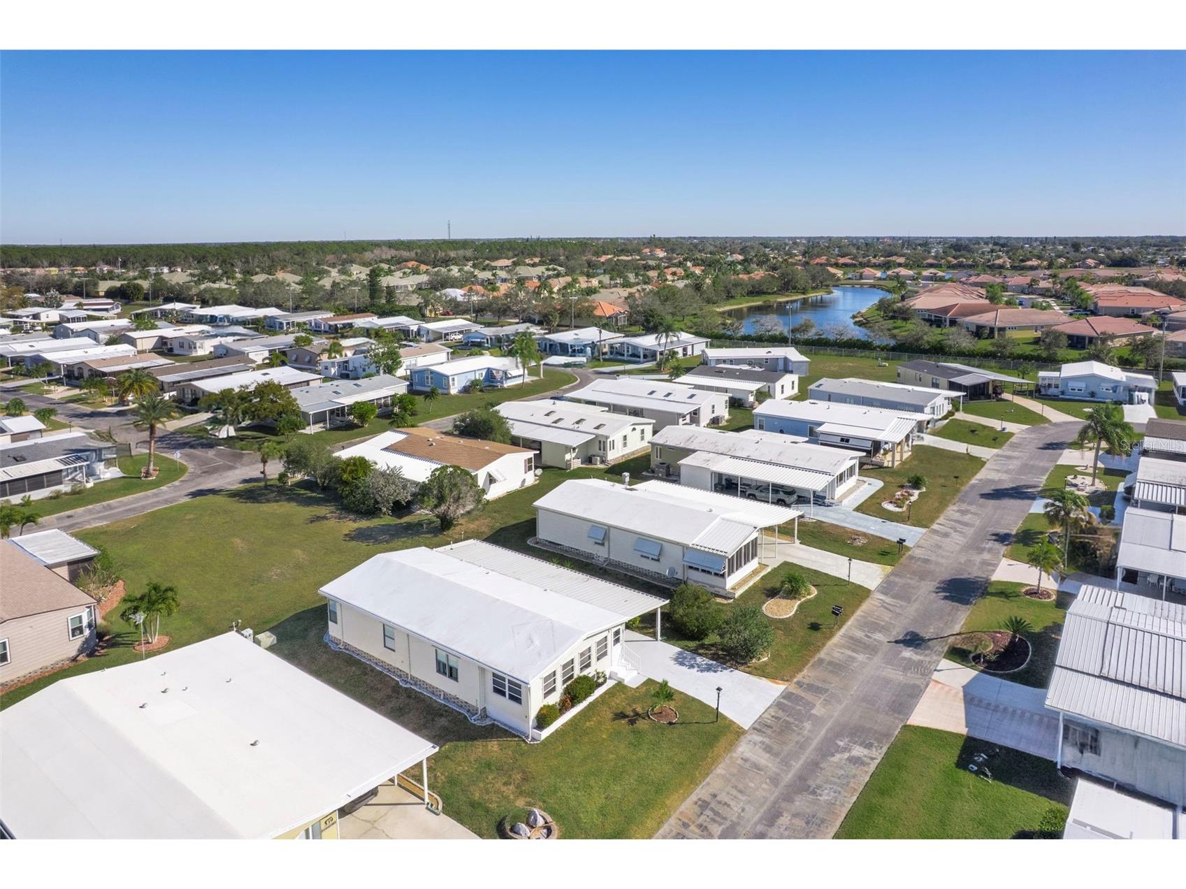 537 La Playa Circle North Port FL 34287 TB8468796 image27