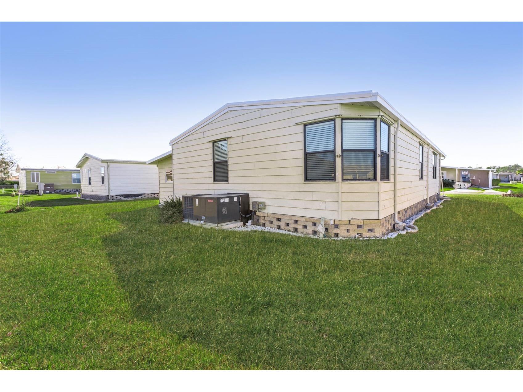 537 La Playa Circle North Port FL 34287 TB8468796 image31
