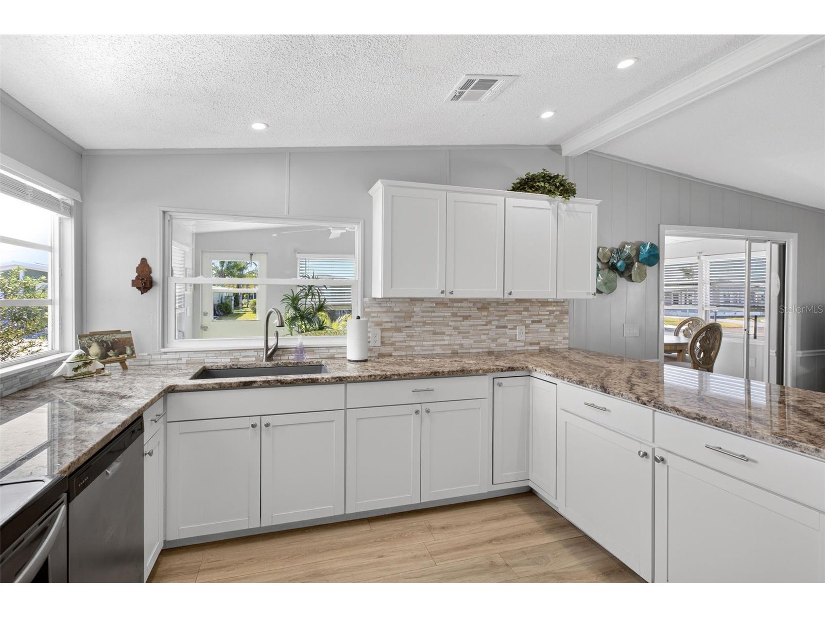 537 La Playa Circle North Port FL 34287 TB8468796 image9