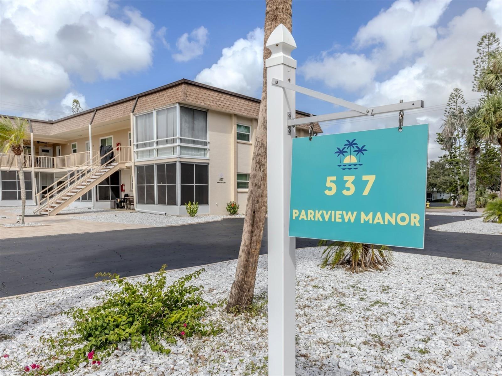 537 Manatee Ct #204 Venice FL 34285 N6144448 image3