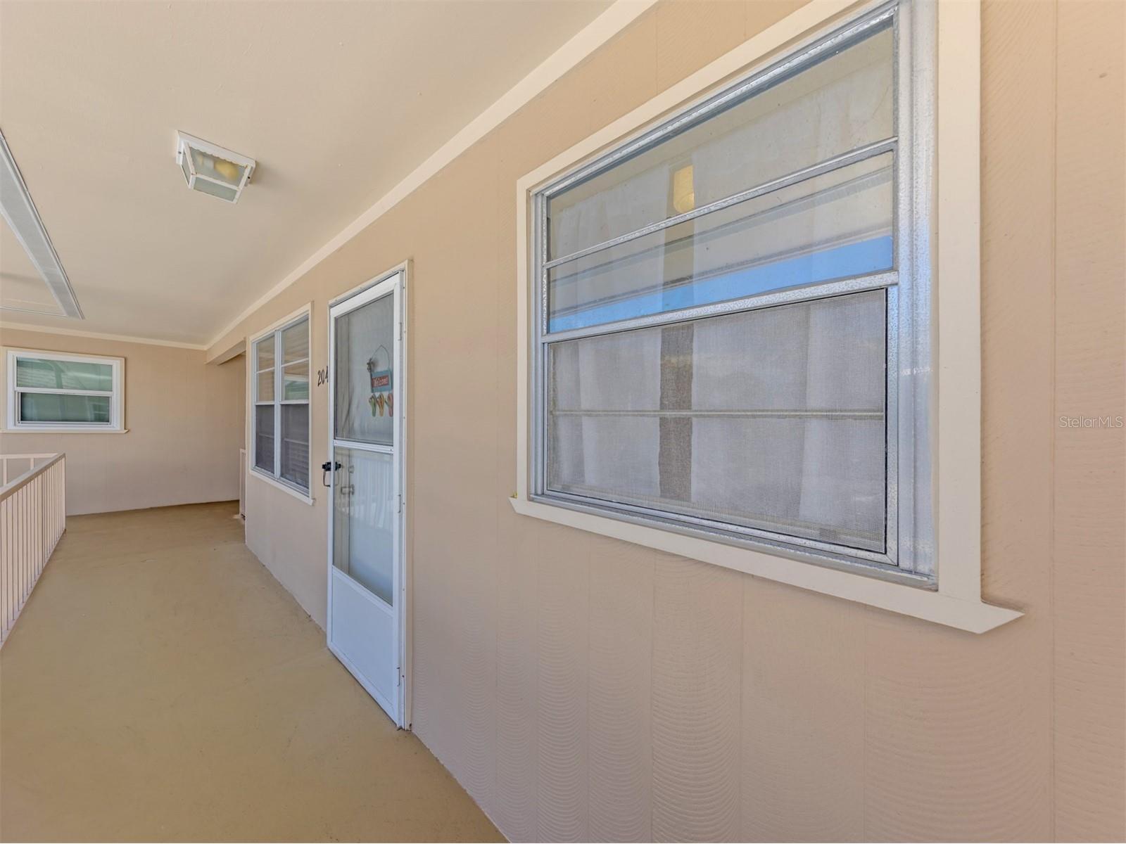 537 Manatee Ct #204 Venice FL 34285 N6144448 image5