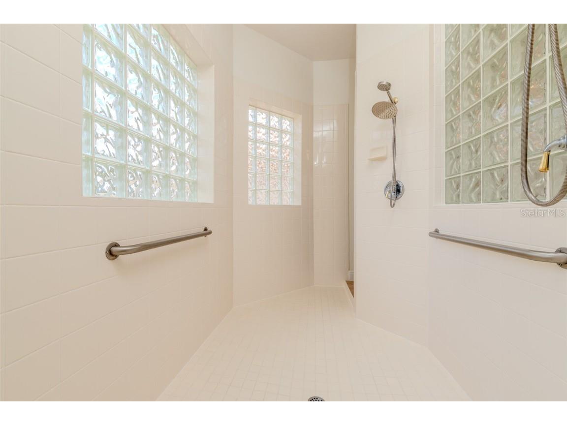 537 Montage Lane Kissimmee FL 34759 G5096869 image20