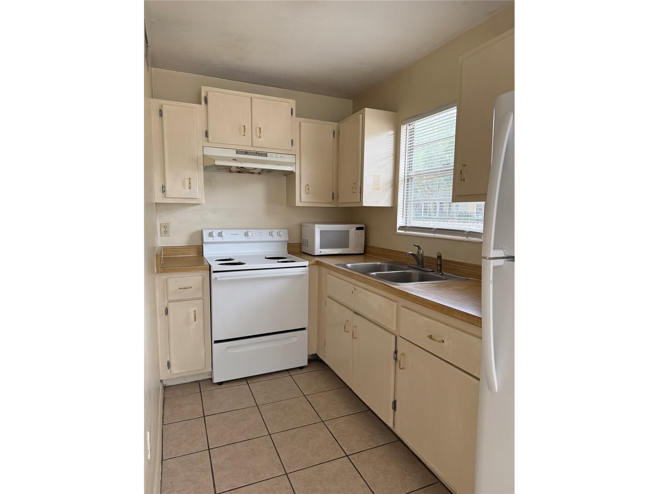 537 NW 30th Avenue Gainesville FL 32609 GC540260 image2