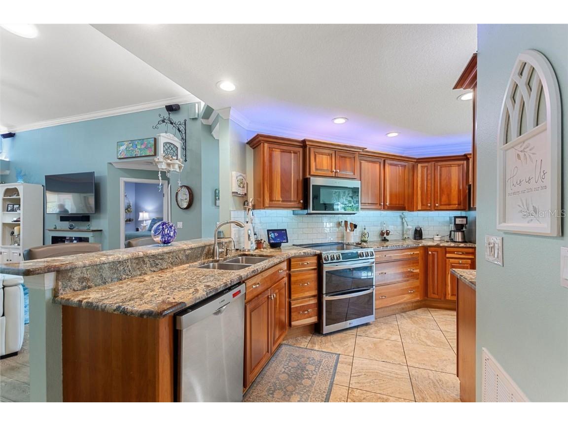 537 Ridge View Dr Davenport FL 33837 S5136837 image16