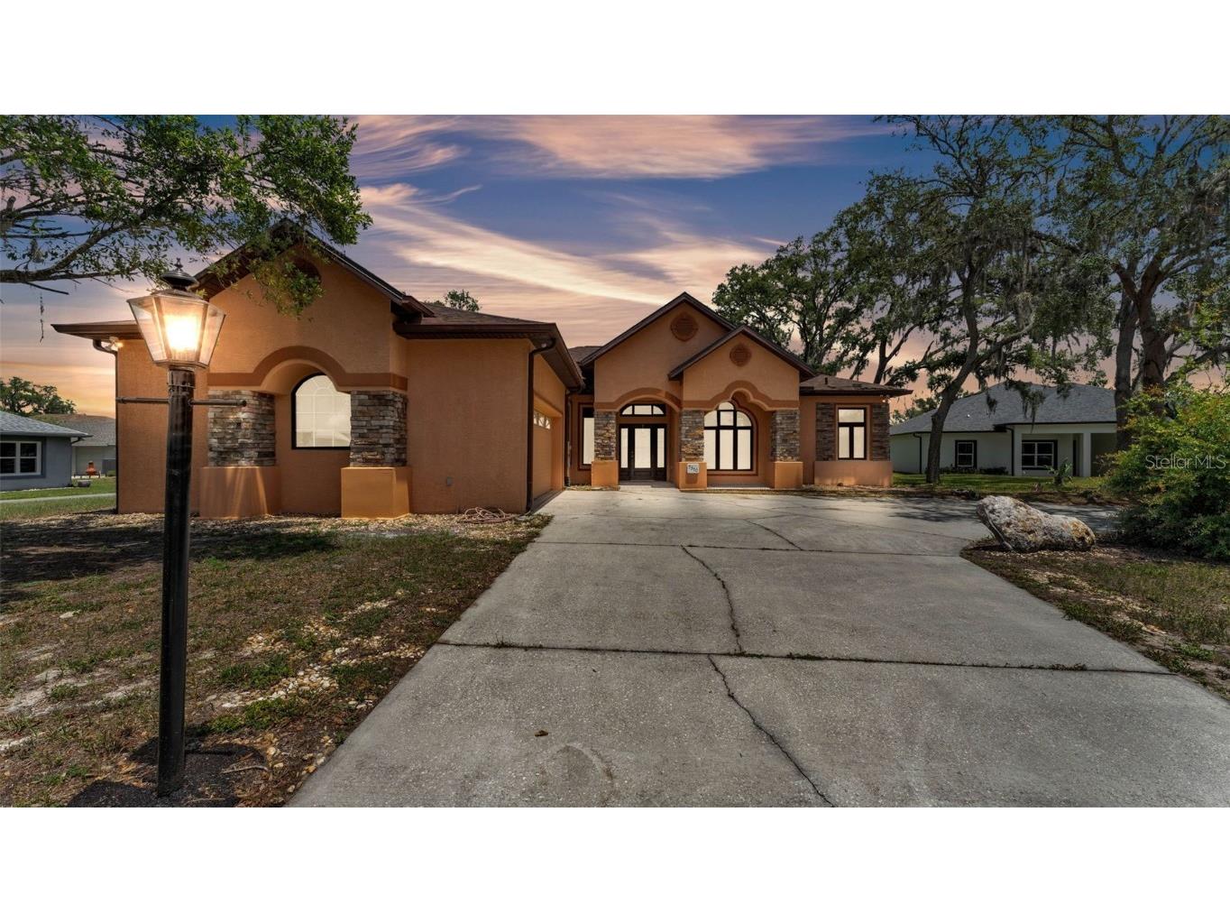 5370 Boxtree Court Dade City FL 33523 L4953324 image1