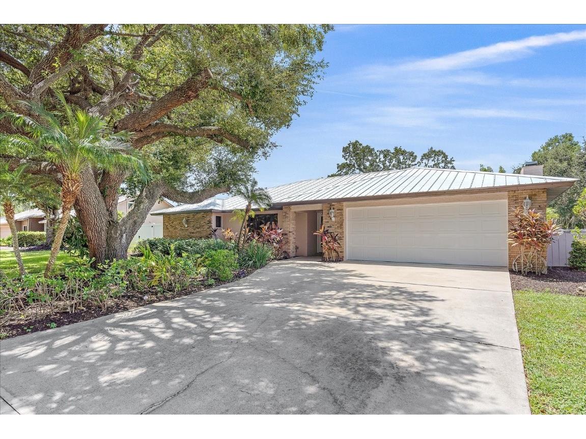 5370 Dominica Circle Sarasota FL 34233 A4580675 image1