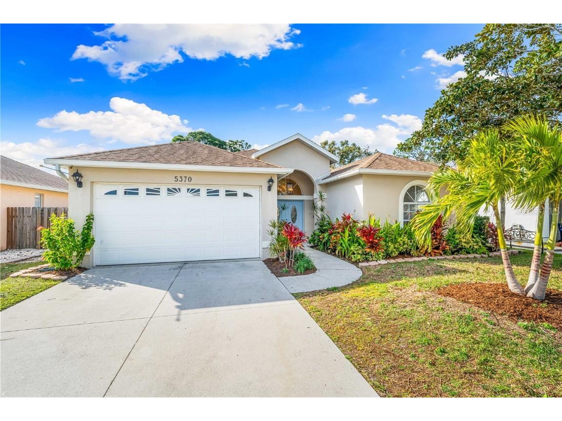 5370 Matthew Court Sarasota FL 34231 A4615656 image1