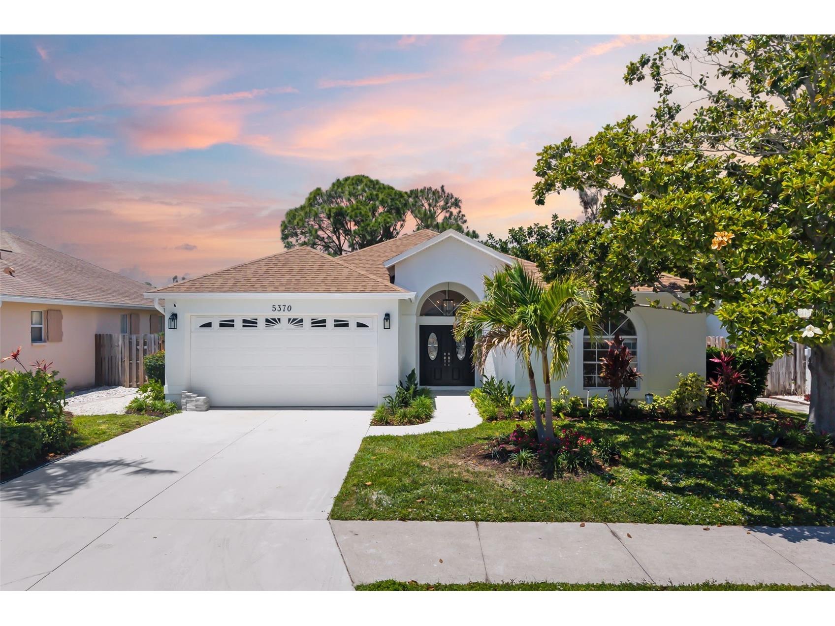 5370 Matthew Court Sarasota FL 34231 A4693254 image1