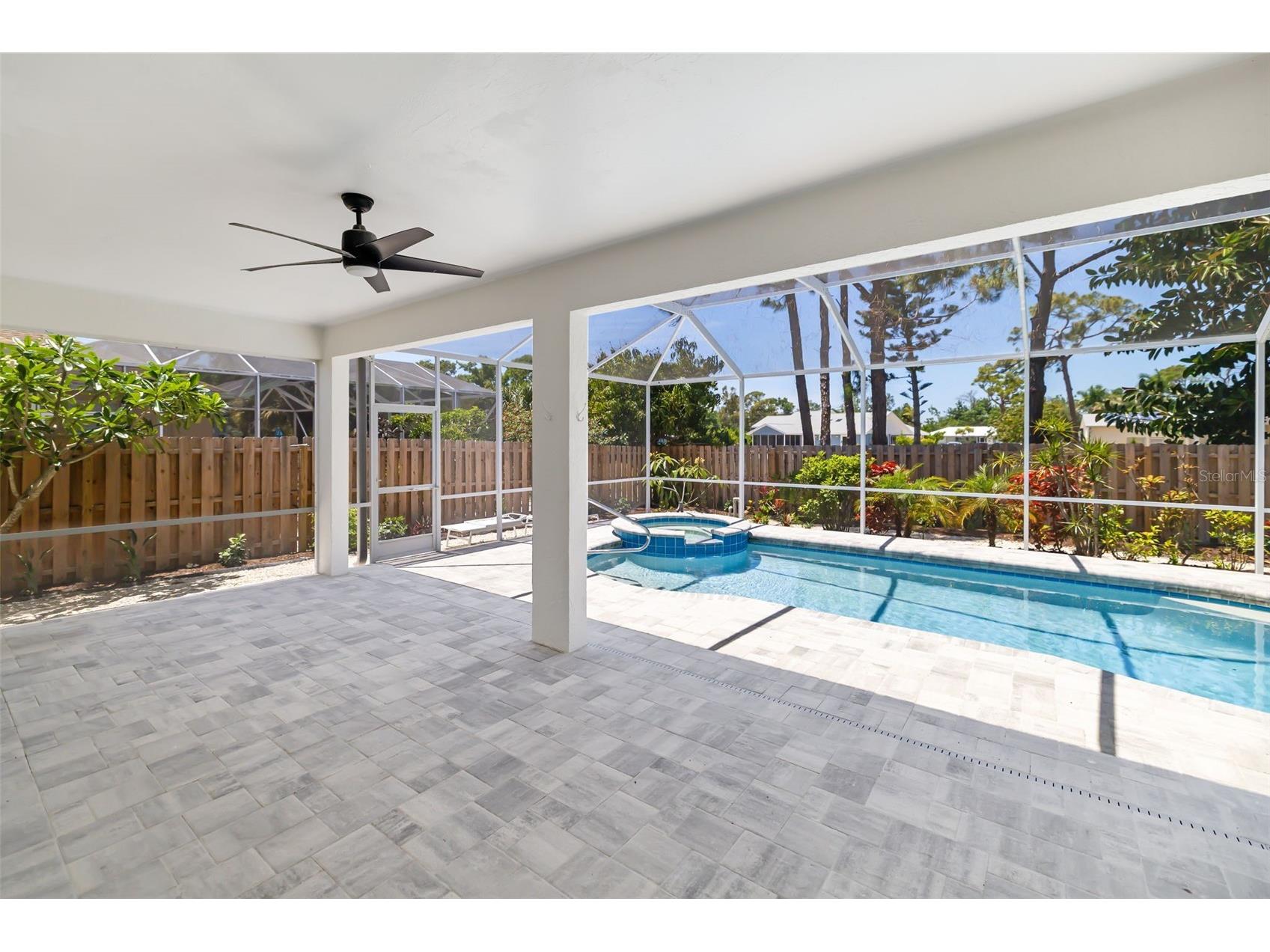 5370 Matthew Court Sarasota FL 34231 A4693254 image25