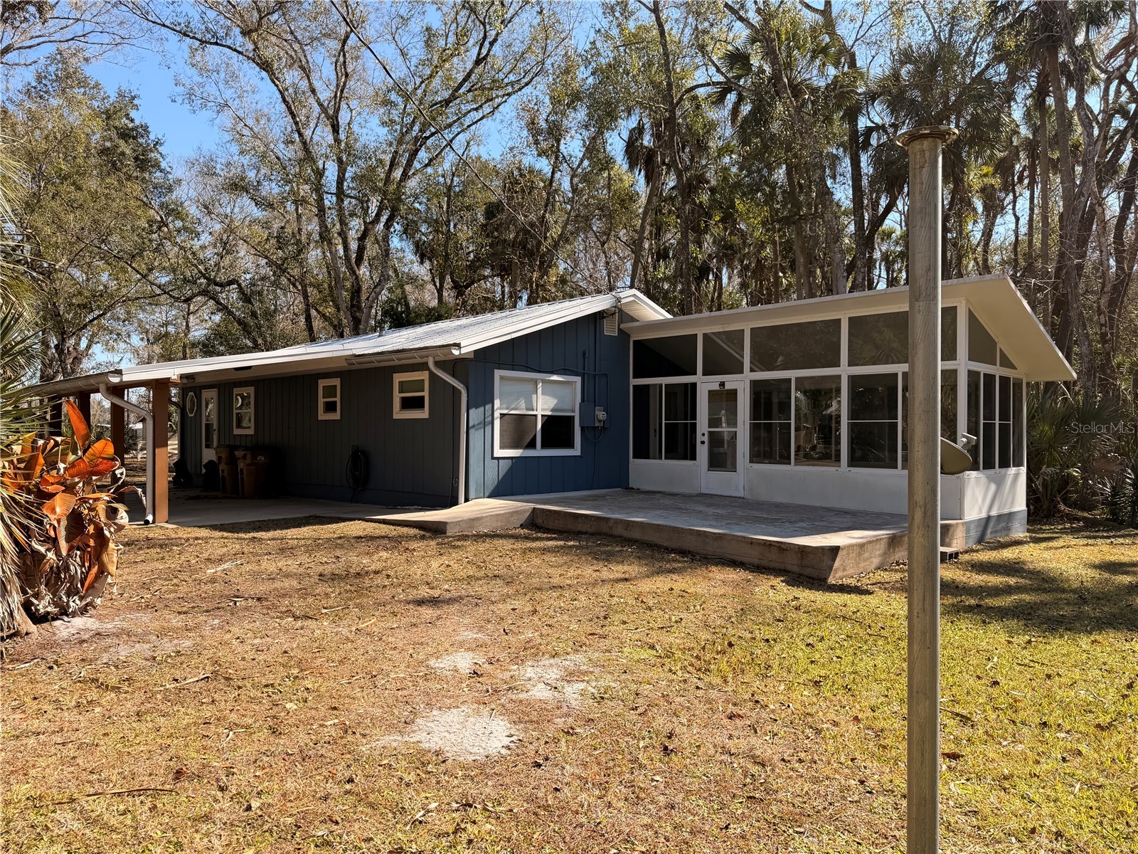 53706 Rivertrace Road Astor FL 32102 R4910655 image1