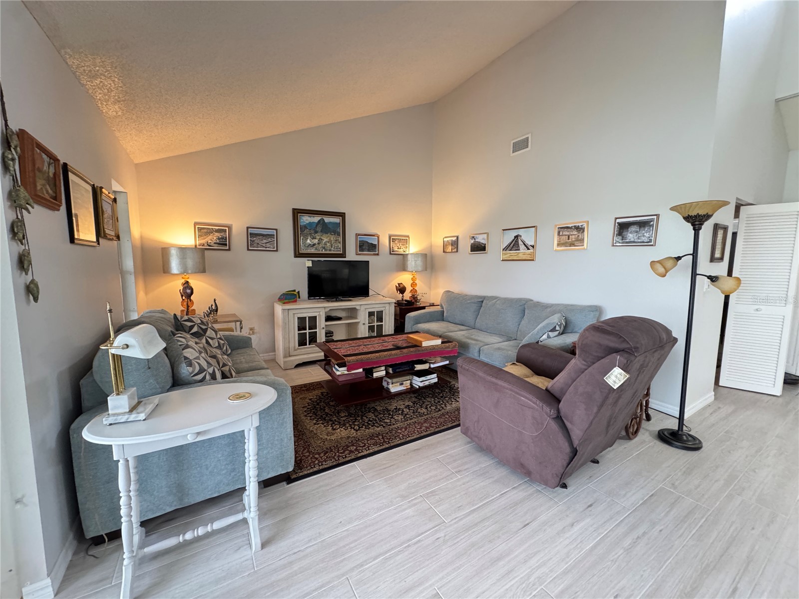 5371 Crestlake Boulevard #68 Sarasota FL 34233 A4691243 image5