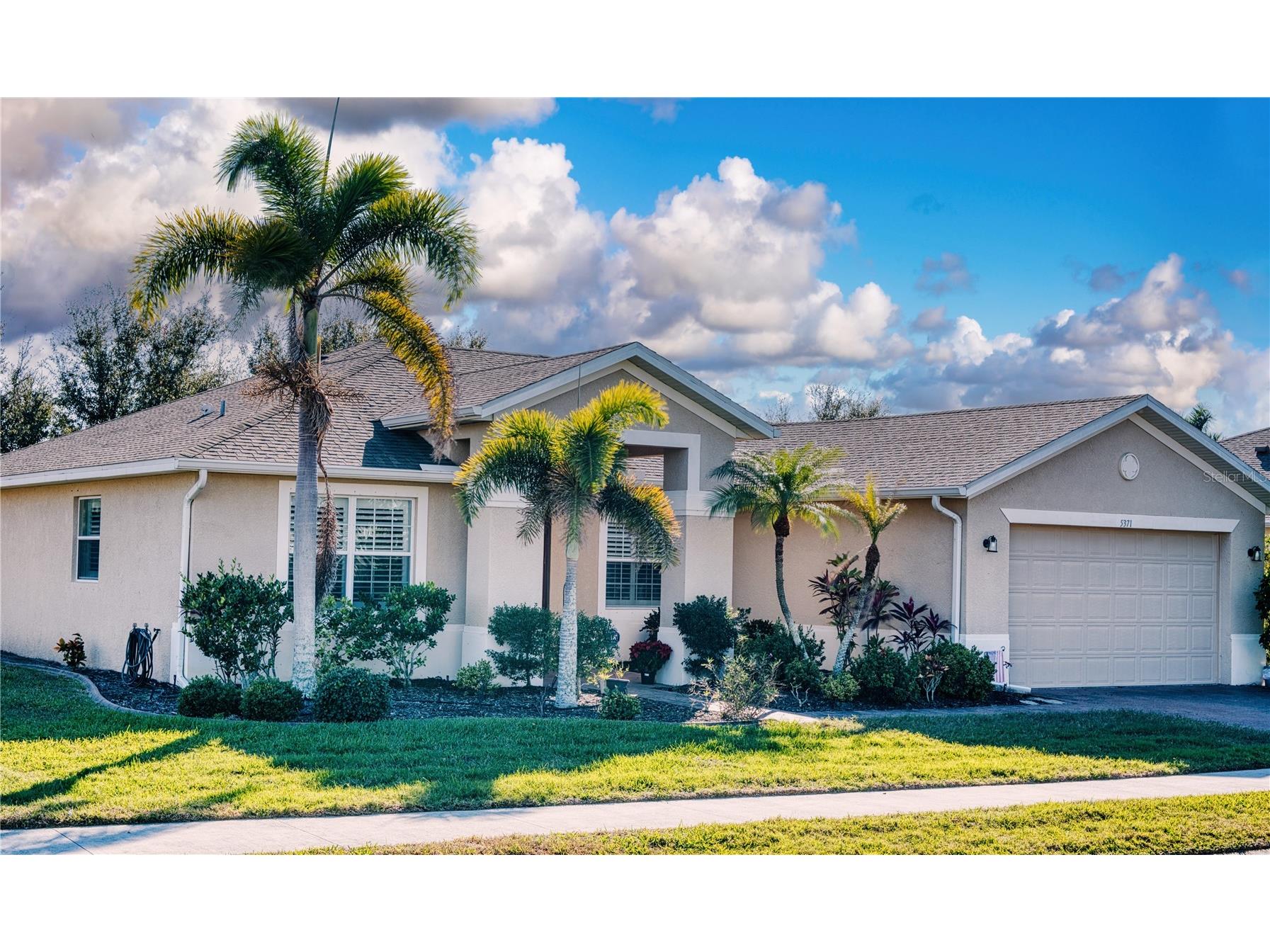 5371 Layton Drive Venice FL 34293 A4679501 image1