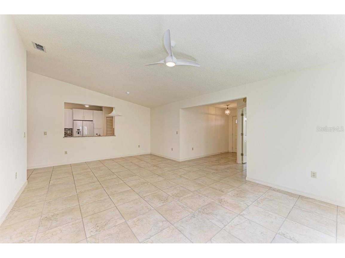 5372 Pamela Wood Way #7 Sarasota FL 34233 A4603819 image20