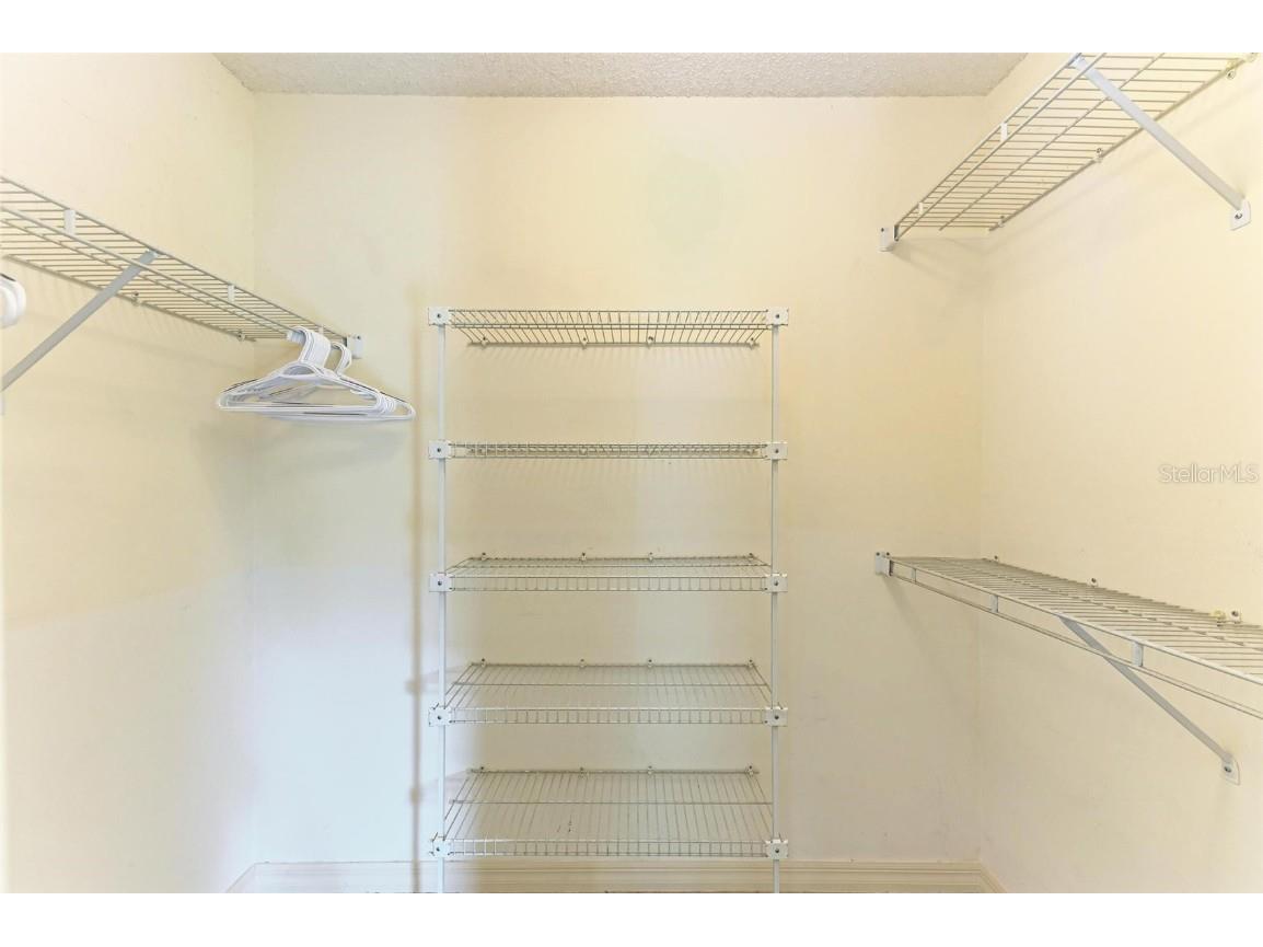 5372 Pamela Wood Way #7 Sarasota FL 34233 A4603819 image34