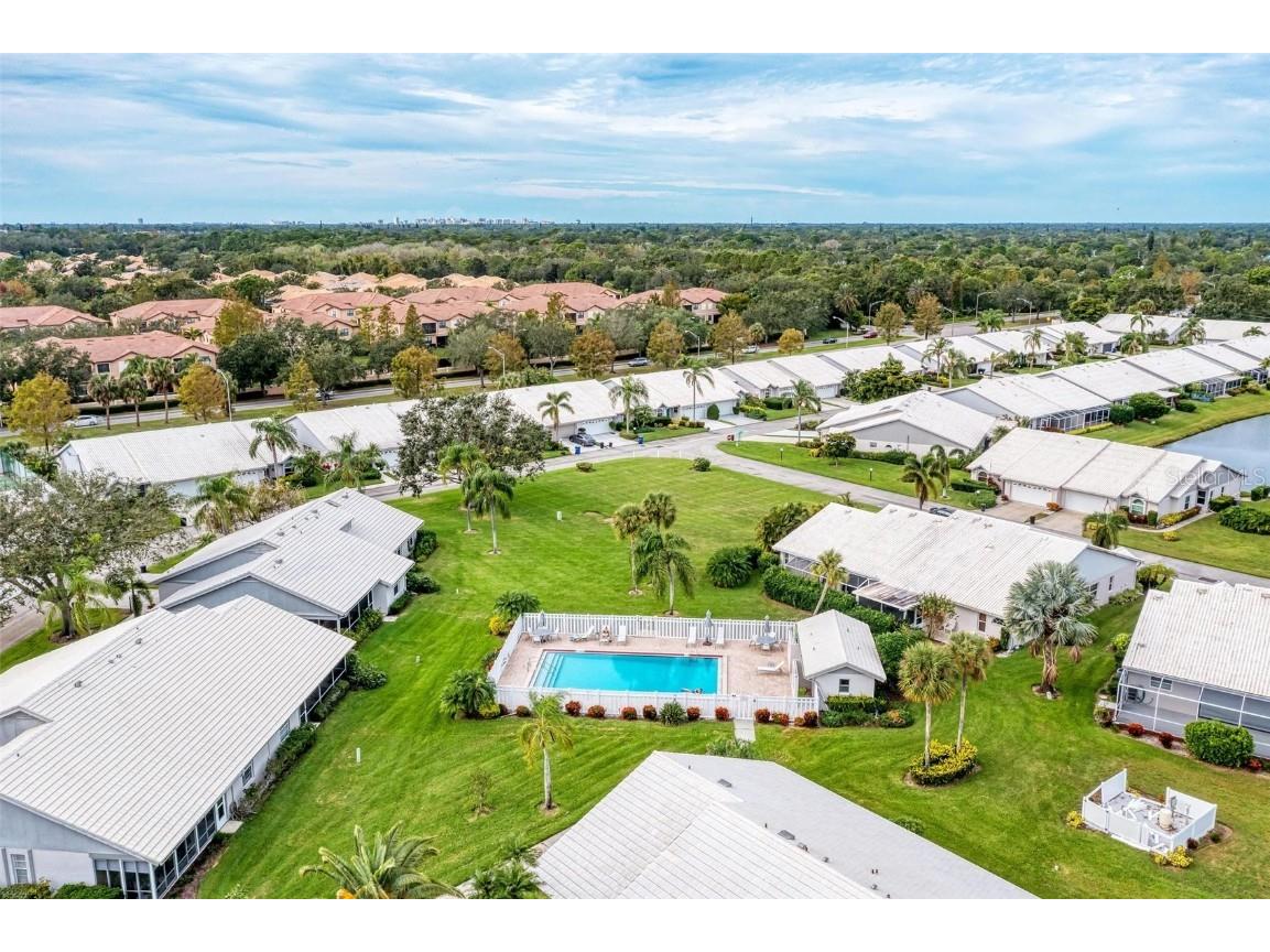 5372 Pamela Wood Way #7 Sarasota FL 34233 A4603819 image43