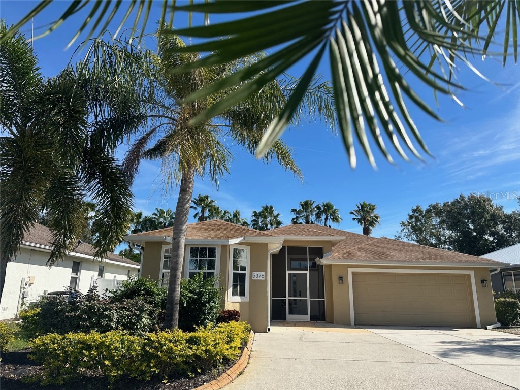 5376 Levi Lane Sarasota FL 34233 A4586044 image1