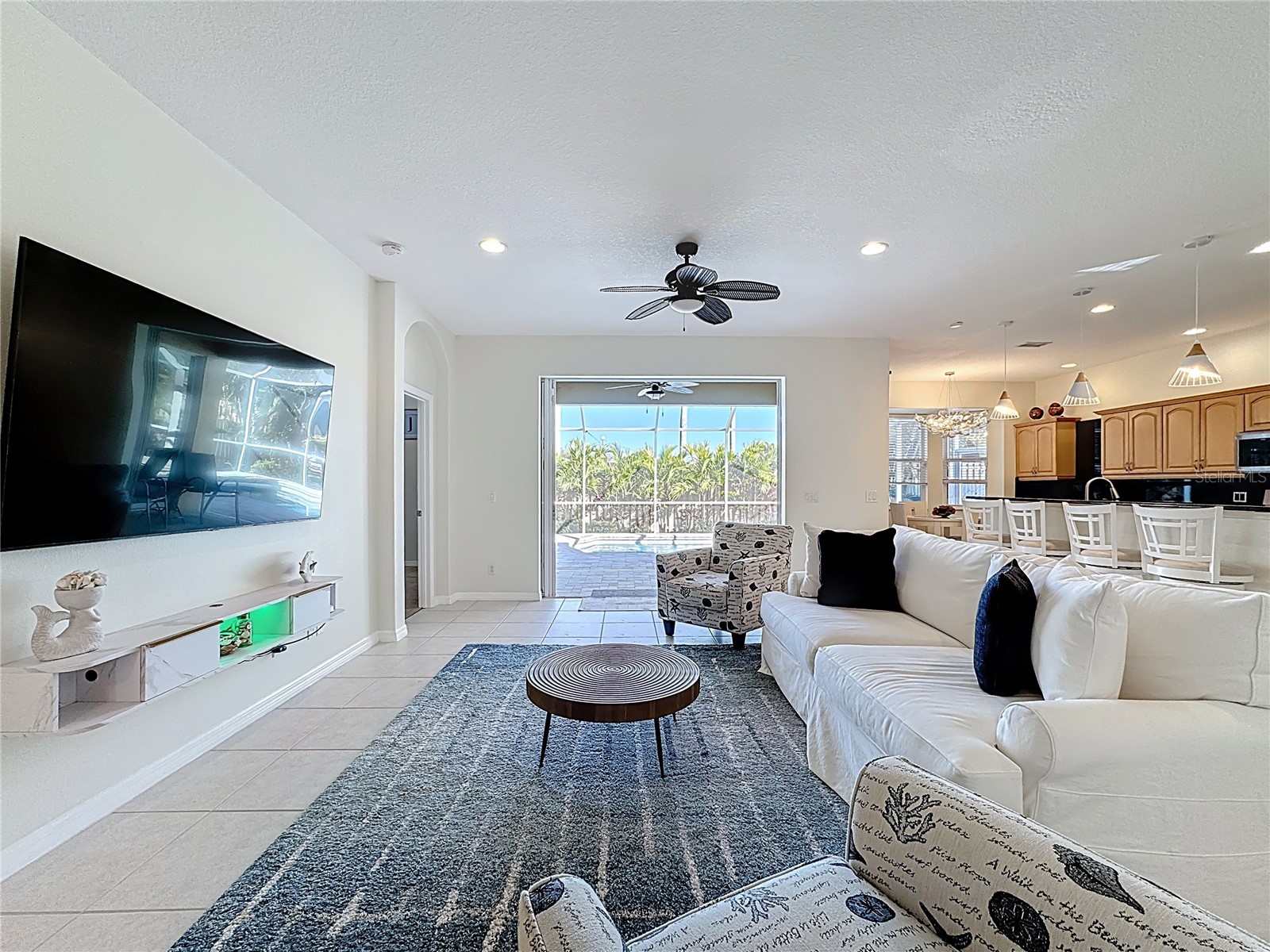 5376 Levi Lane Sarasota FL 34233 A4679594 image8