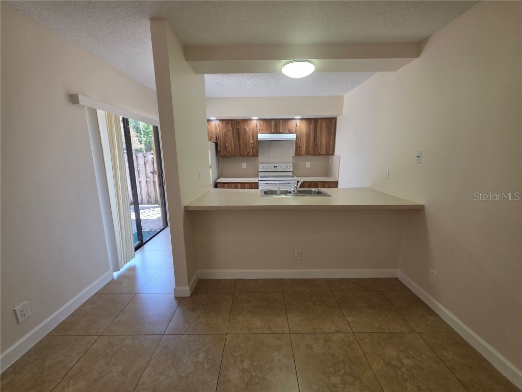 5377 Bamboo Court #404 Orlando FL 32811 S5133700 image8