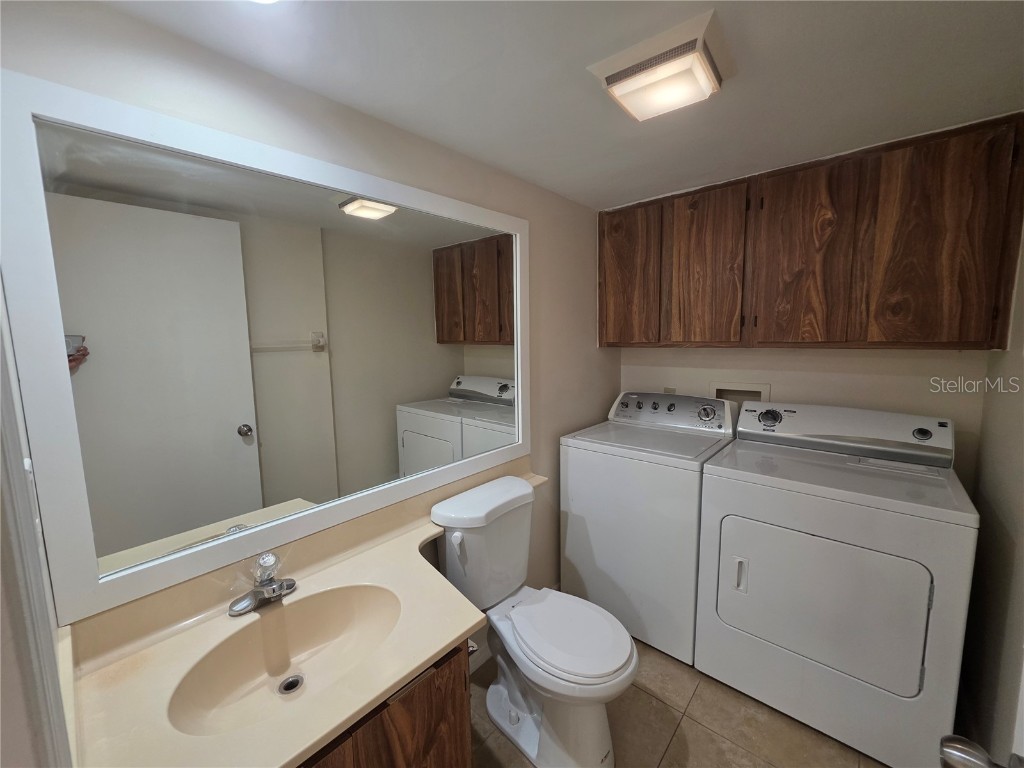 5377 Bamboo Court #404 Orlando FL 32811 S5133700 image9