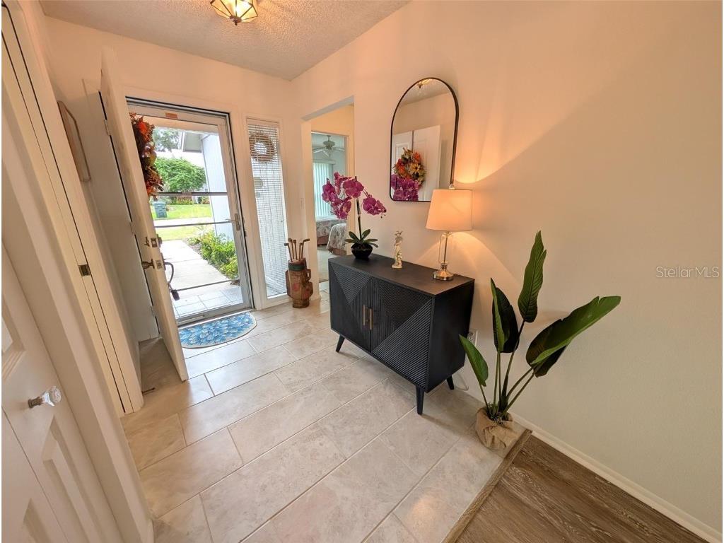 5377 Crestlake Boulevard #69 Sarasota FL 34233 A4604575 image14