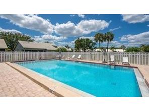5377 Crestlake Boulevard #69 Sarasota FL 34233 A4604575 image15