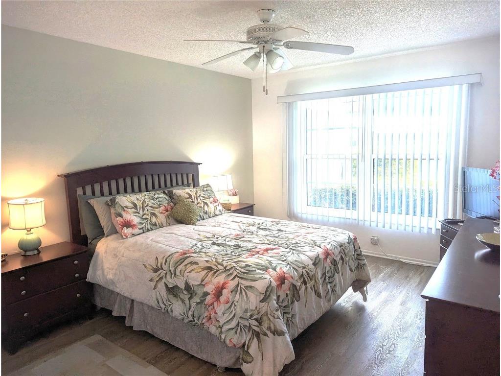 5377 Crestlake Boulevard #69 Sarasota FL 34233 A4604575 image7