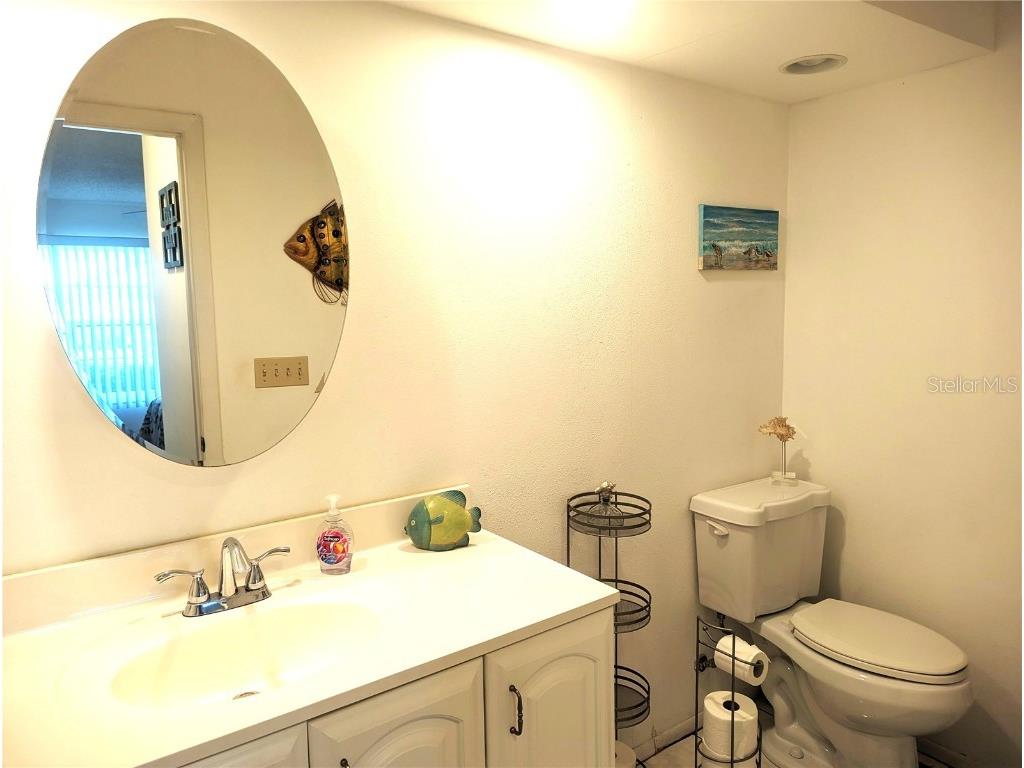 5377 Crestlake Boulevard #69 Sarasota FL 34233 A4604575 image9