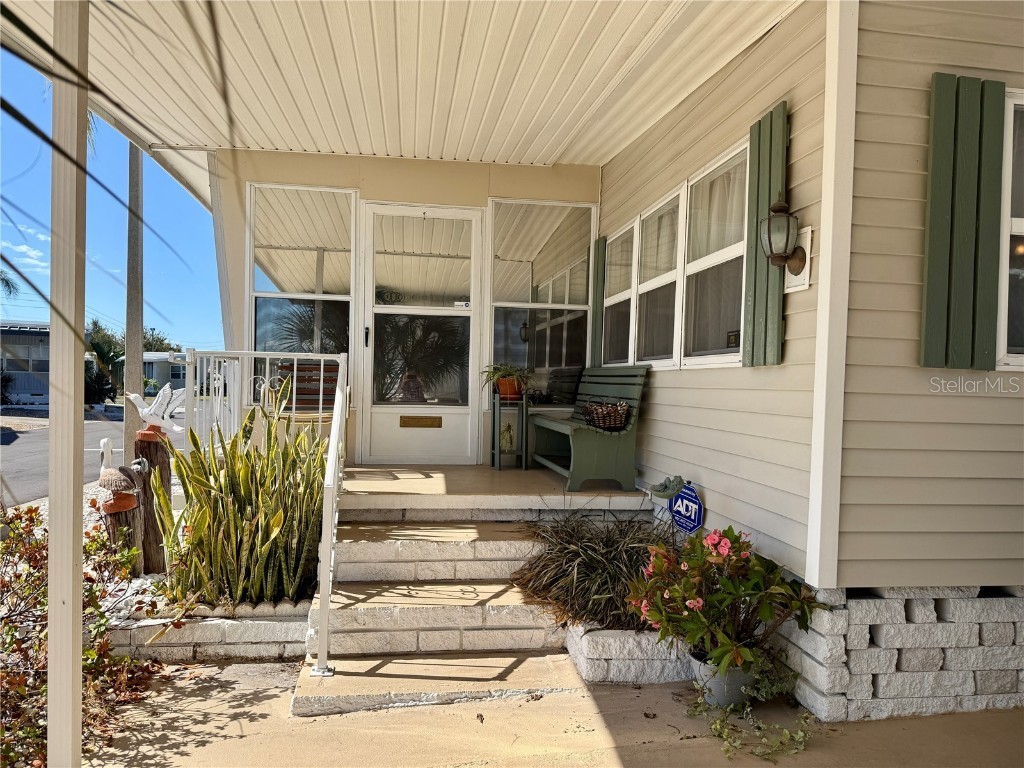 5377 Fairfield Avenue S #74 Saint Petersburg FL 33707 TB8444817 image1