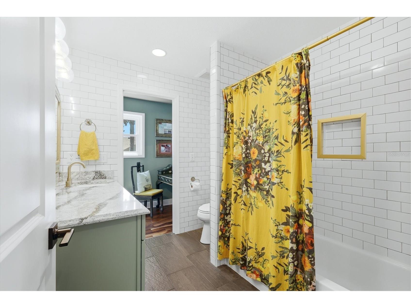 5378 Sarapointe Court Sarasota FL 34232 A4694119 image23